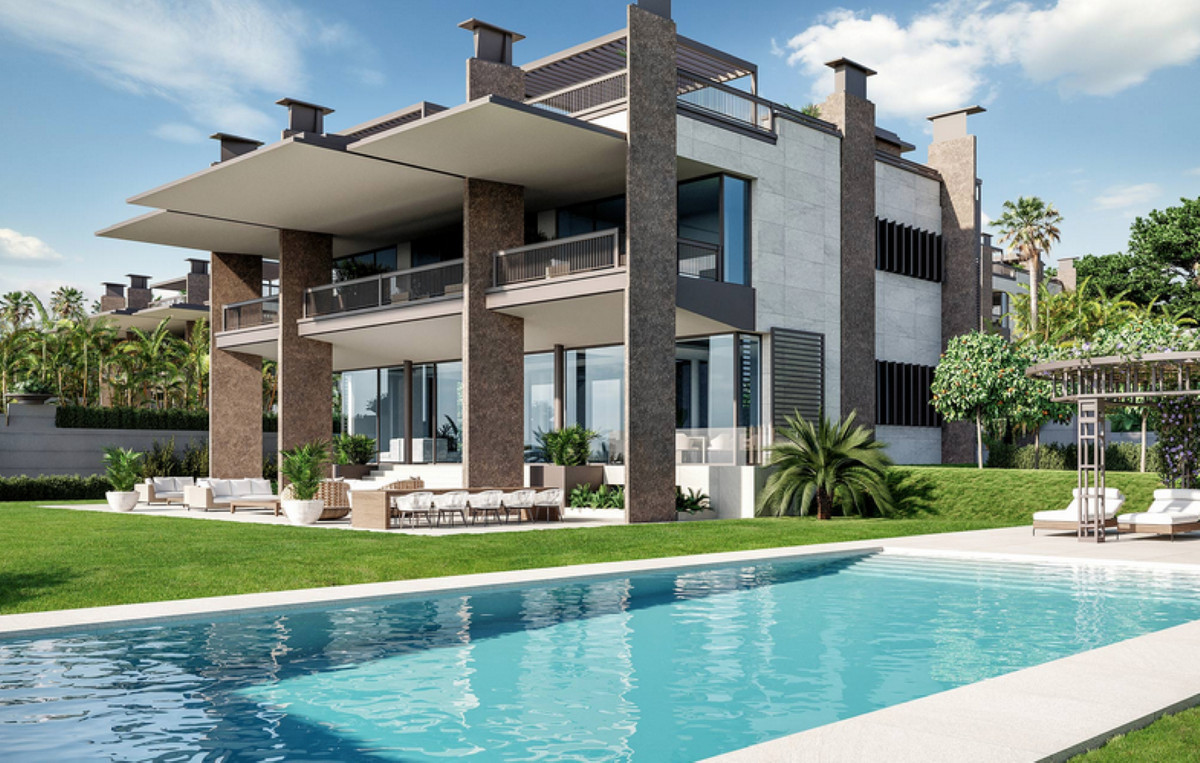 Luxury development of 8 villas only a short stroll away from Puerto Banús