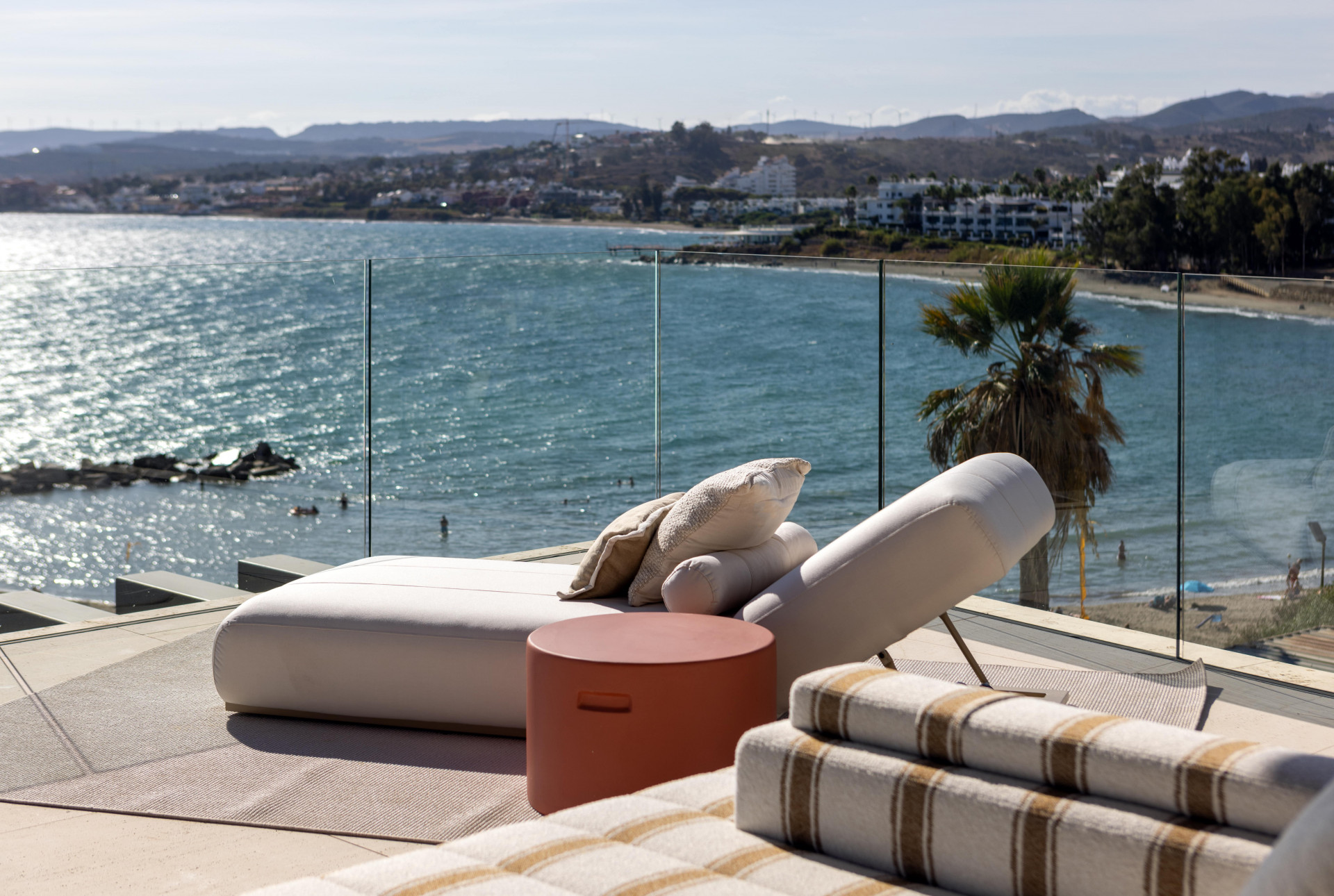 Luxury and exclusive seaside development of nine apartments located on a beautiful bay in Estepona