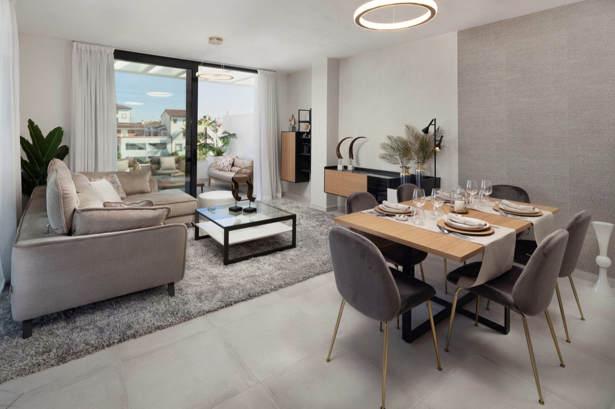 Lovely gated community set in a modern design in the El Campanario area