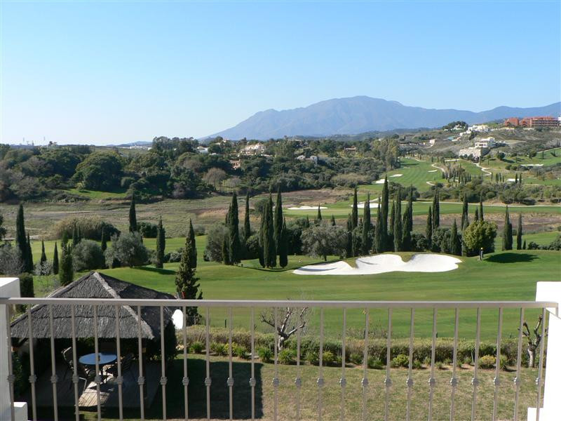 Luxury front line golf villa set in the prestigious area of Los Flamingos