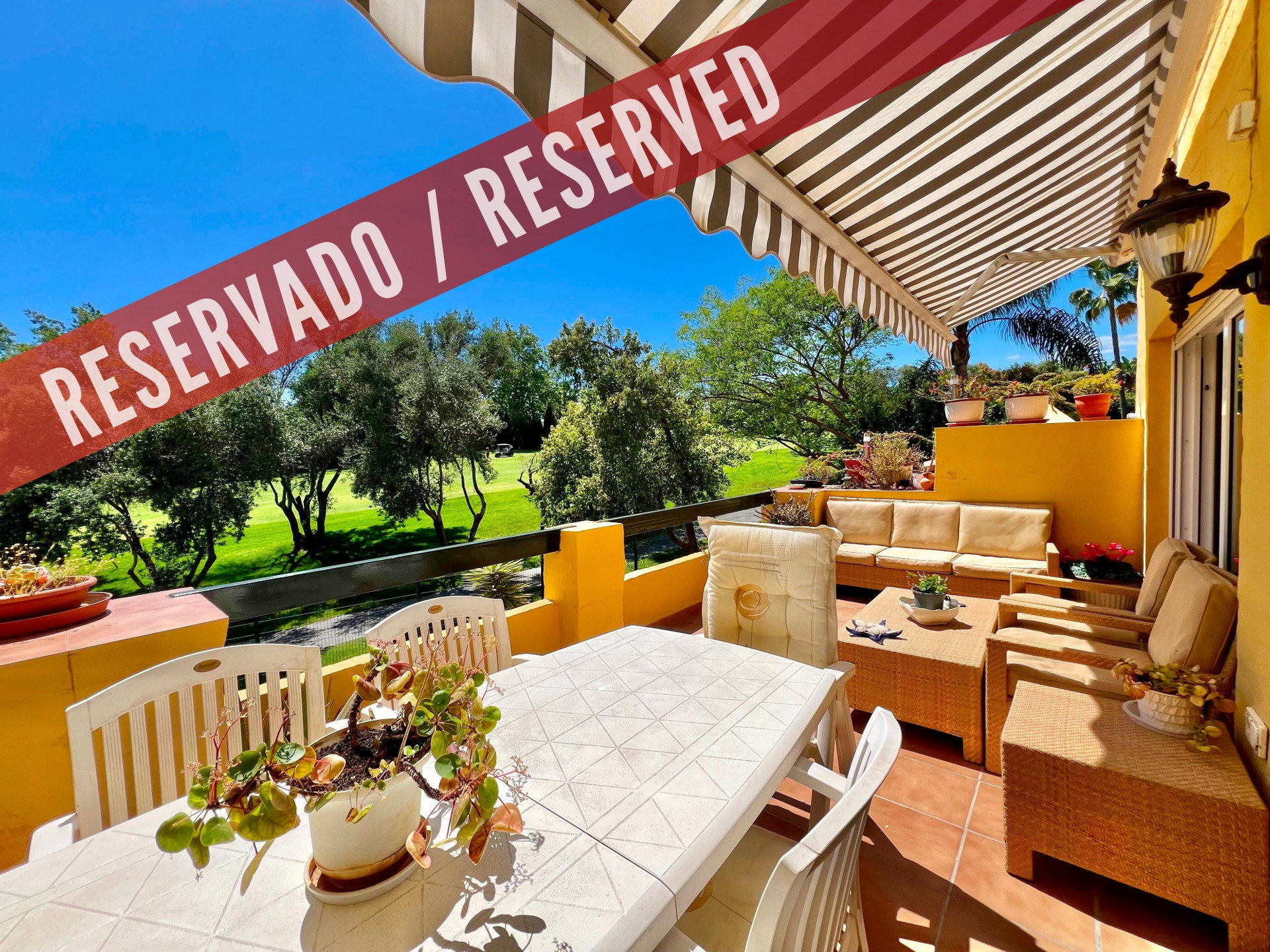 Charming duplex apartment with two terraces and views to the golf in Guadalmina Alta