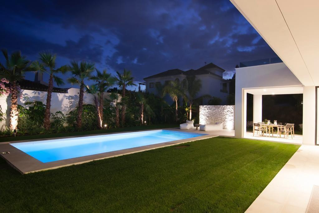 Immaculate beachside villa in a very quiet and private street of Casasola - Guadalmina Baja.