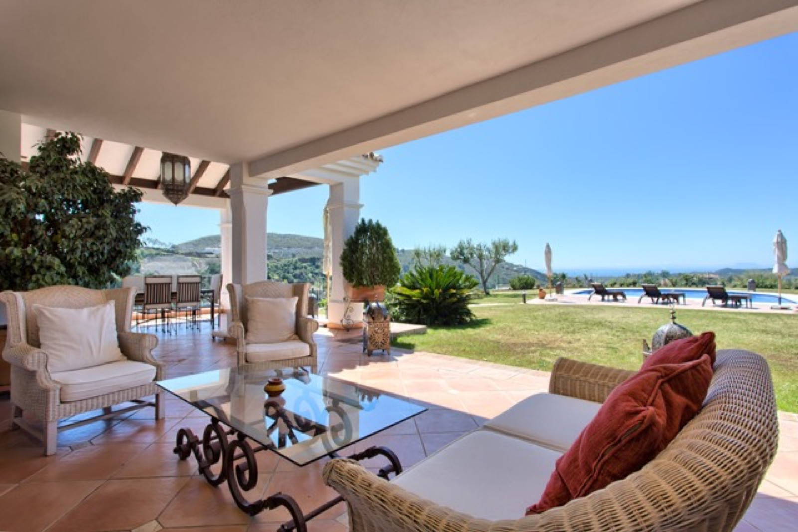 Frontline golf villa, facing South, with panoramic views to the mountains and sea in Marbella Club Golf Resort