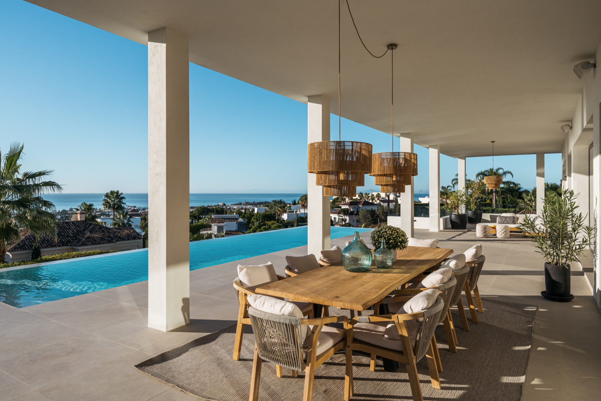 Opulent villa with breathtaking views in Los Flamingos