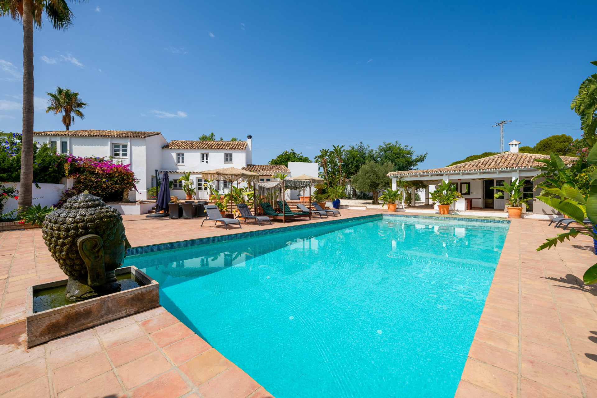 Unique traditional-style villa next to Villa Padierna, Los Flamingos Golf and Cancelada in Benahavís