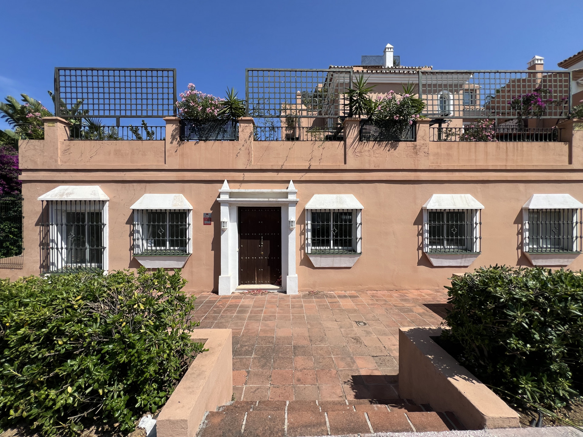 Guadalmina Alta Commercial Premises - Marbella