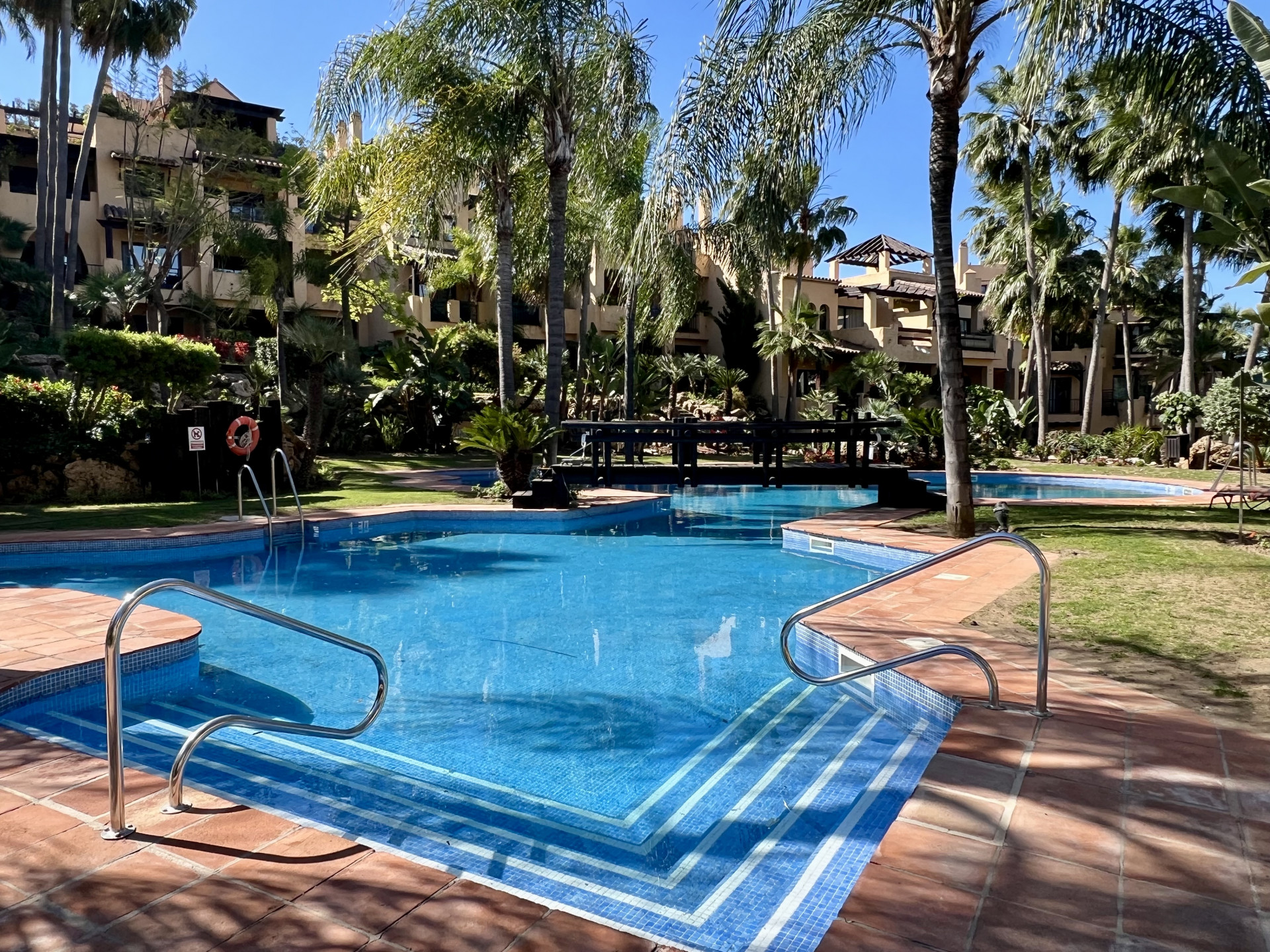 Stunning very bright and sunny penthouse at El Campanario in immaculate conditions ready to move in.