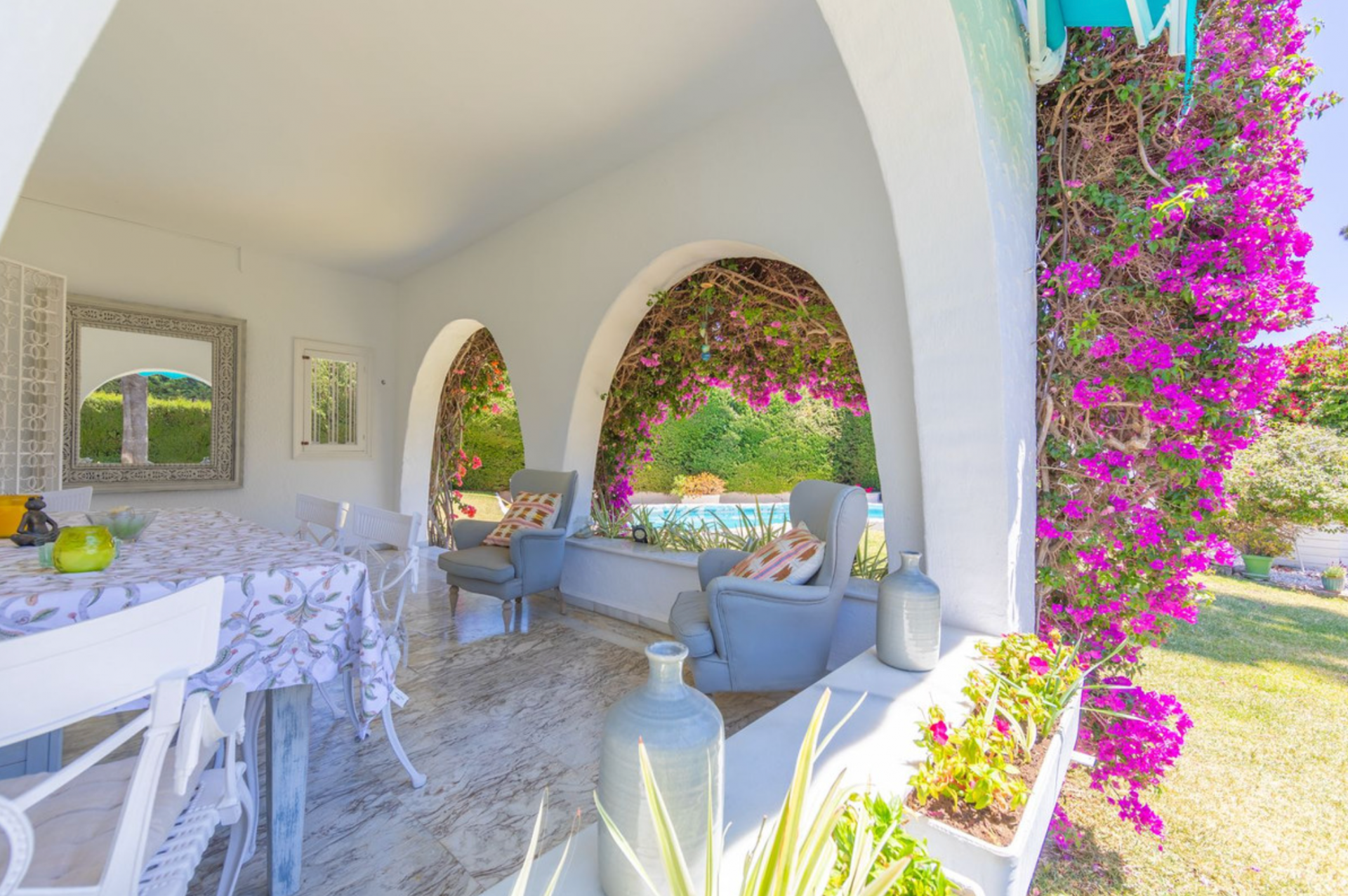 Beautiful one-level villa with a Mediterranean character located frontline to the Real Club de Golf de Guadalmina