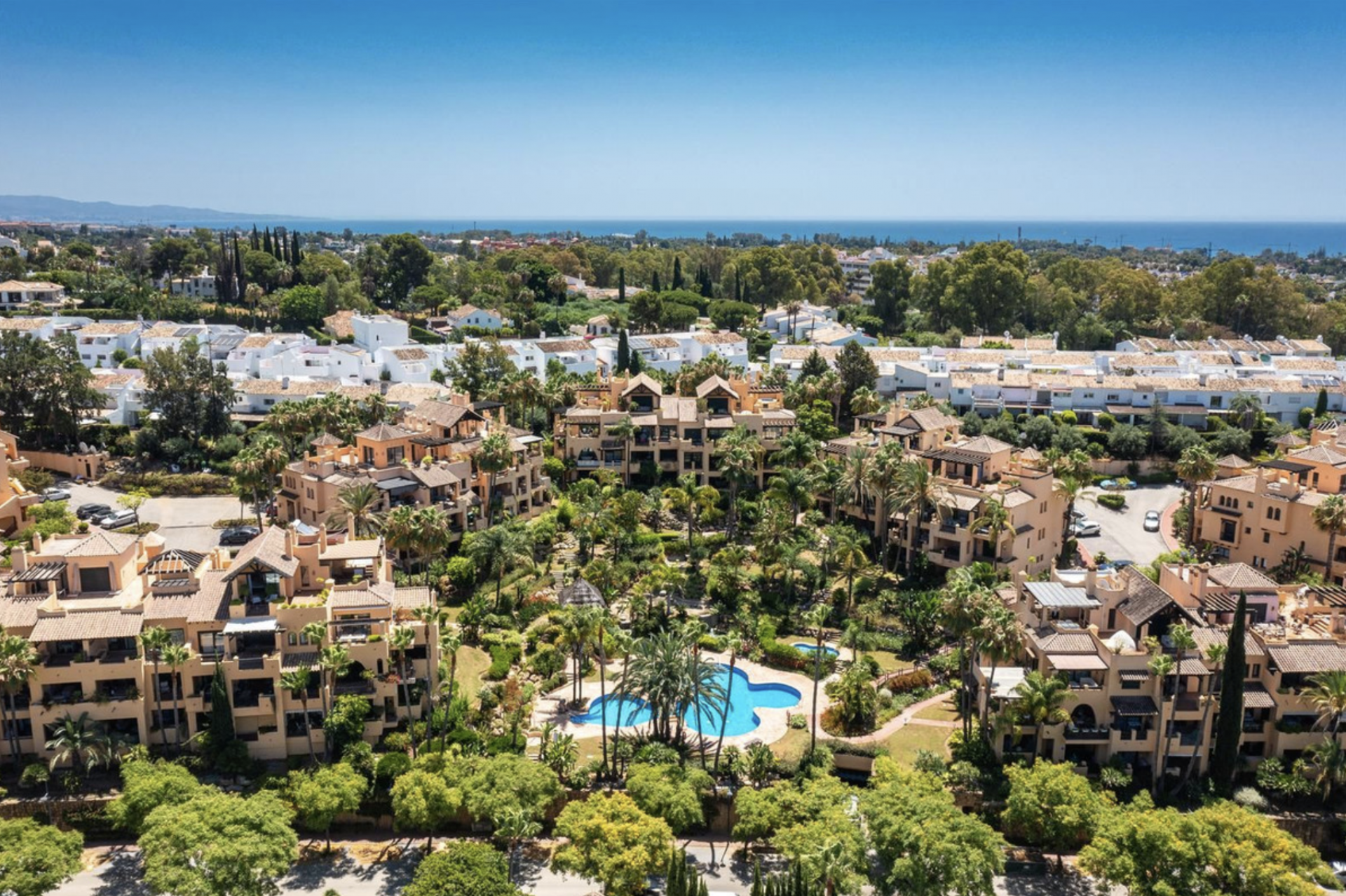 Elegant 2-Bedroom Penthouse - El Campanario - New Golden Mile - Estepona
