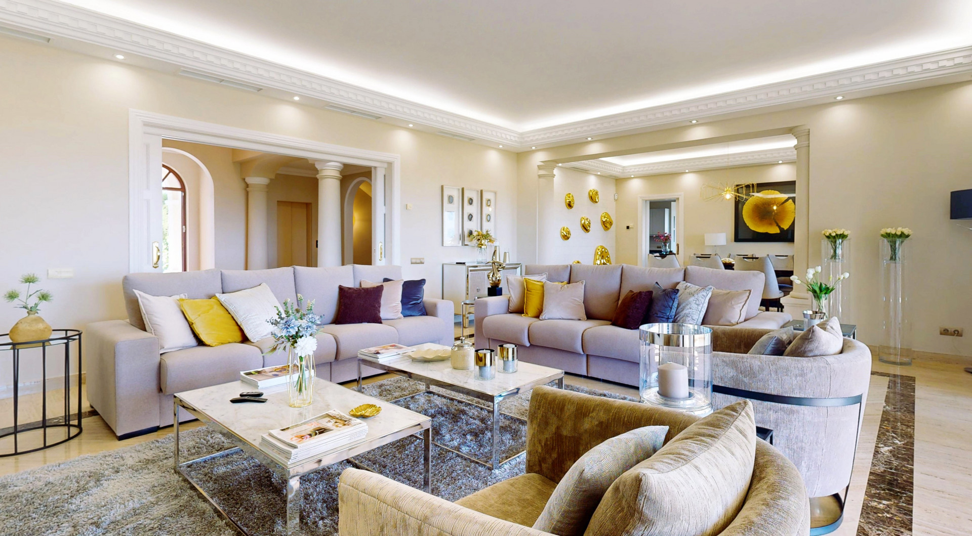 Stunning and luxurious fully renovated villa with panoramic sea views in Paraíso Alto, Benahavís