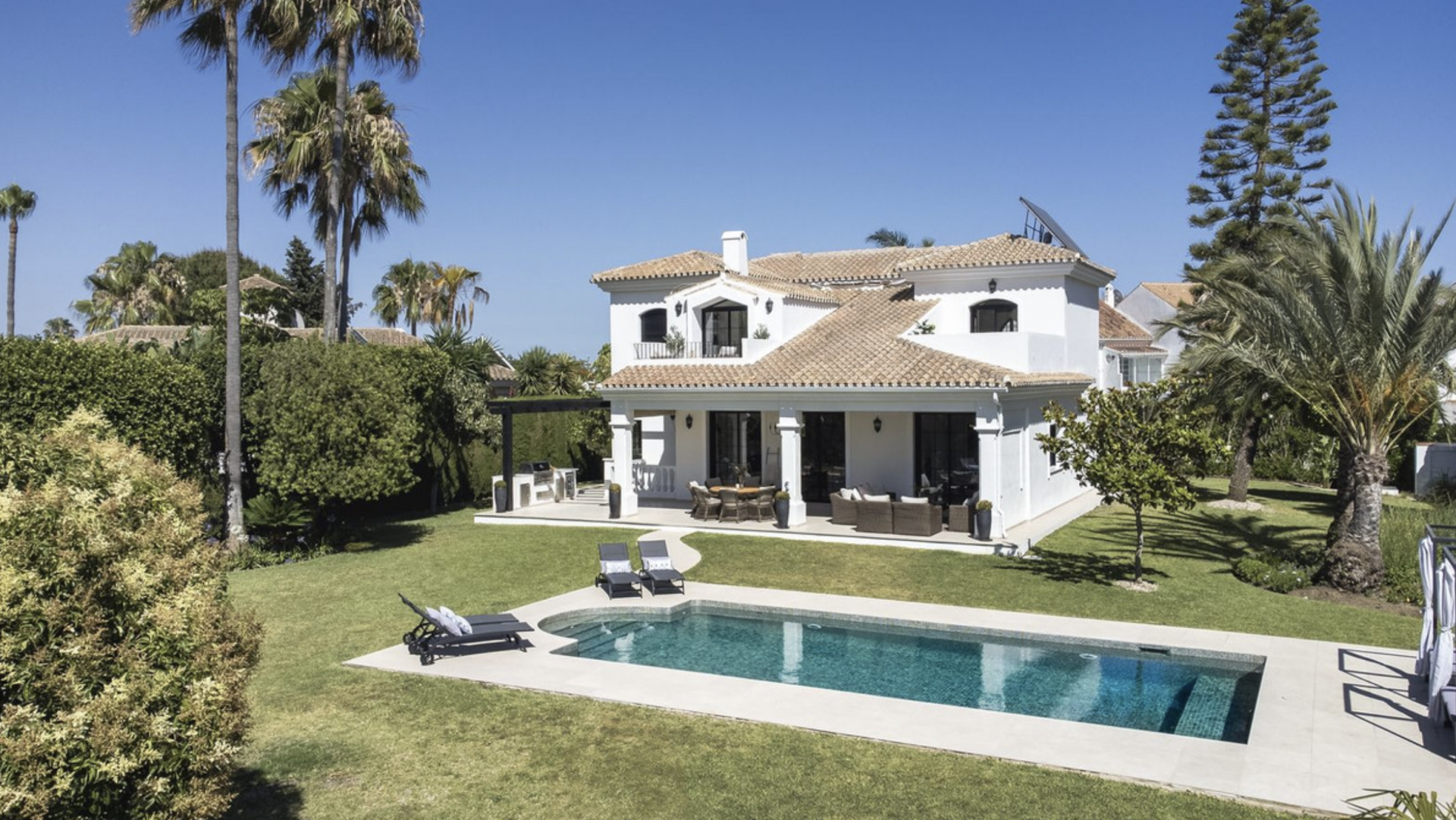 High Quality Scandinavian-Style Villa in Monte Biarritz, Estepona