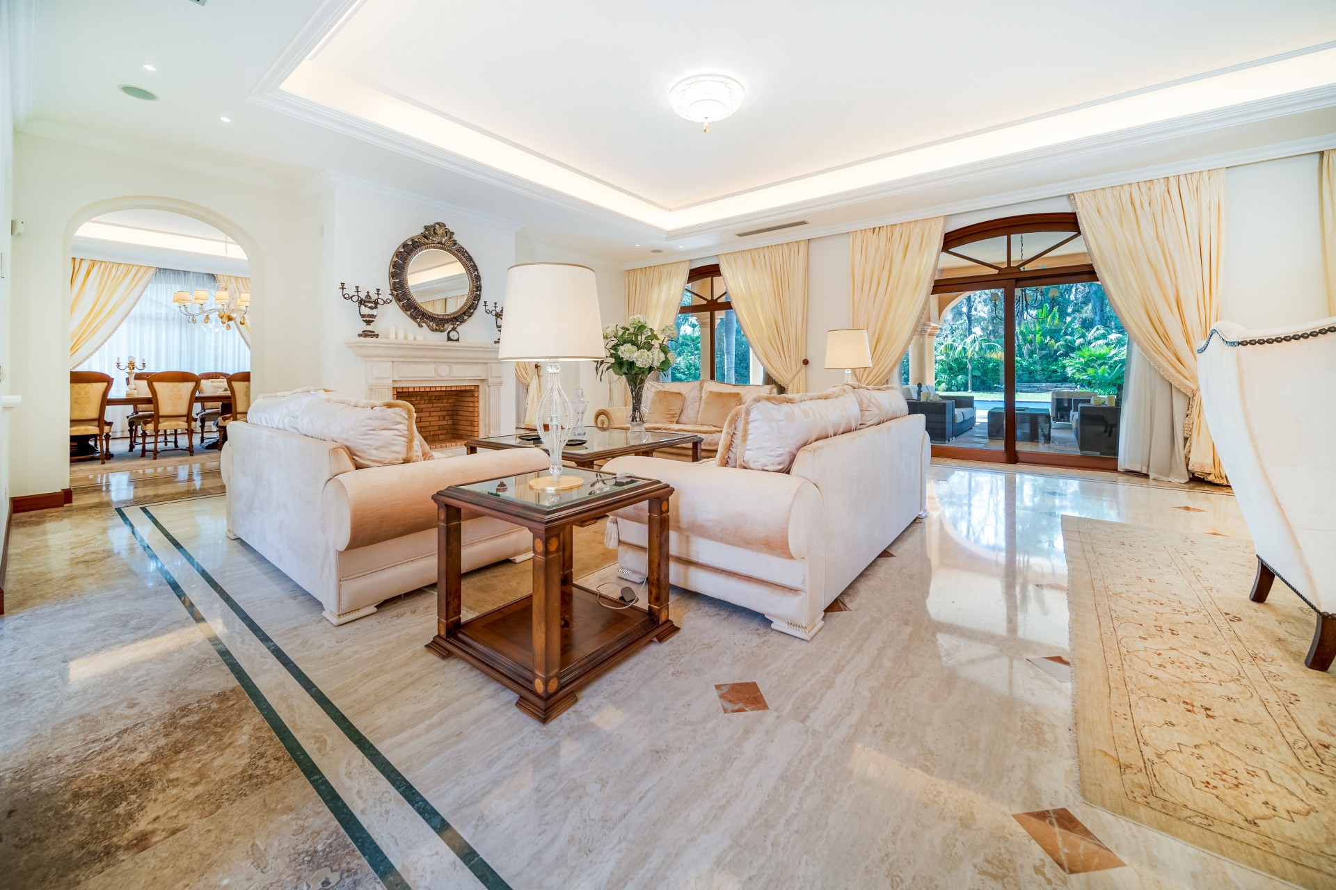 Luxurious 8-bedroom beachside Villa in Guadalmina Baja with large plot and a private Spa