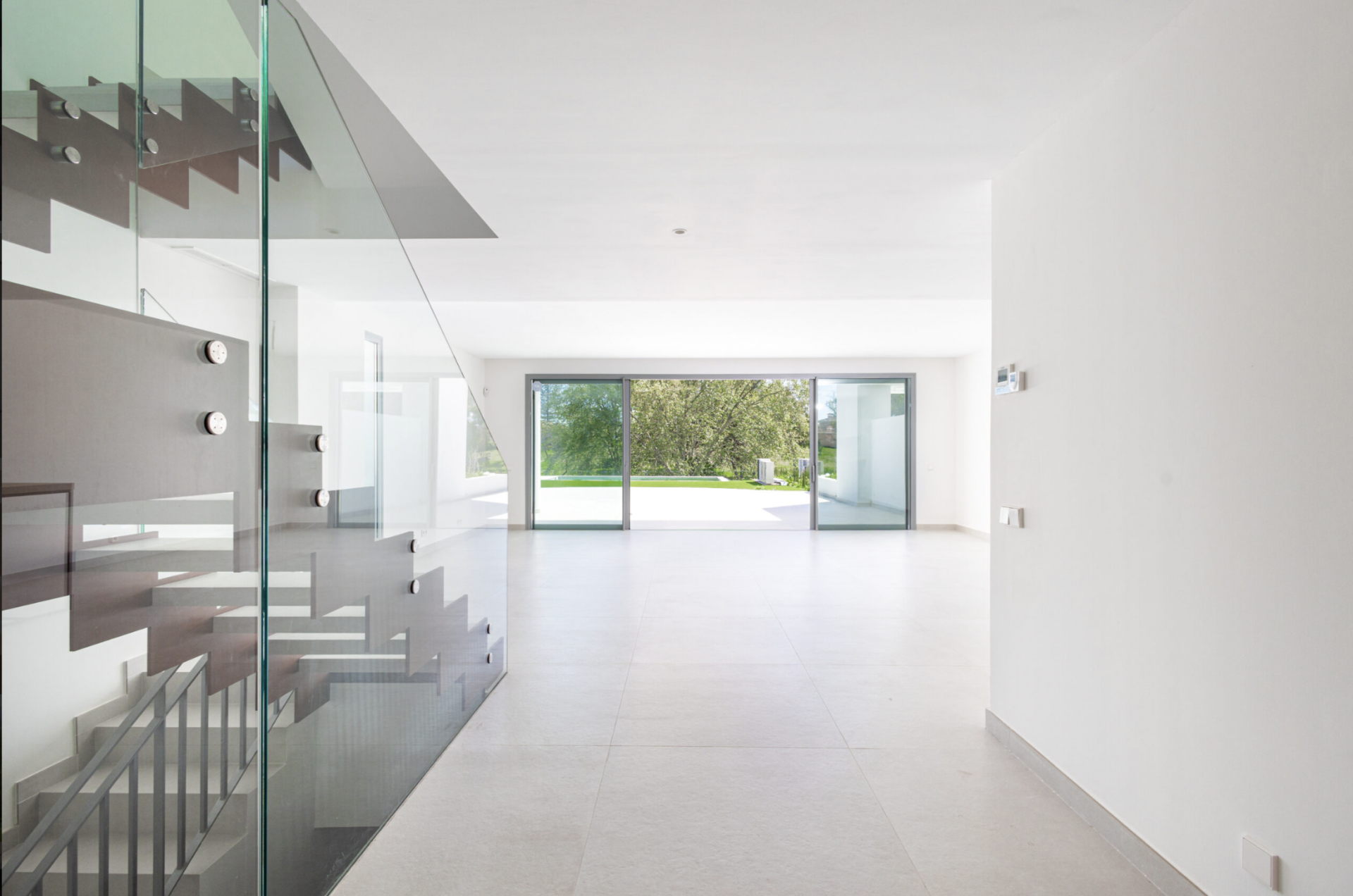 Brand new luxury semi-detached villa located close to Guadalmina Golf Club