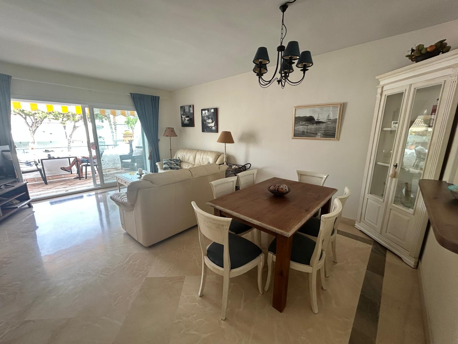 SOLO DISPONIBLE PARA ALQUILER DE TEMPORADA - ¡VER DESCRIPCIÓN COMPLETA!. Hermoso complejo residencial con impresionantes jardines y cinco piscinas comunitarias.