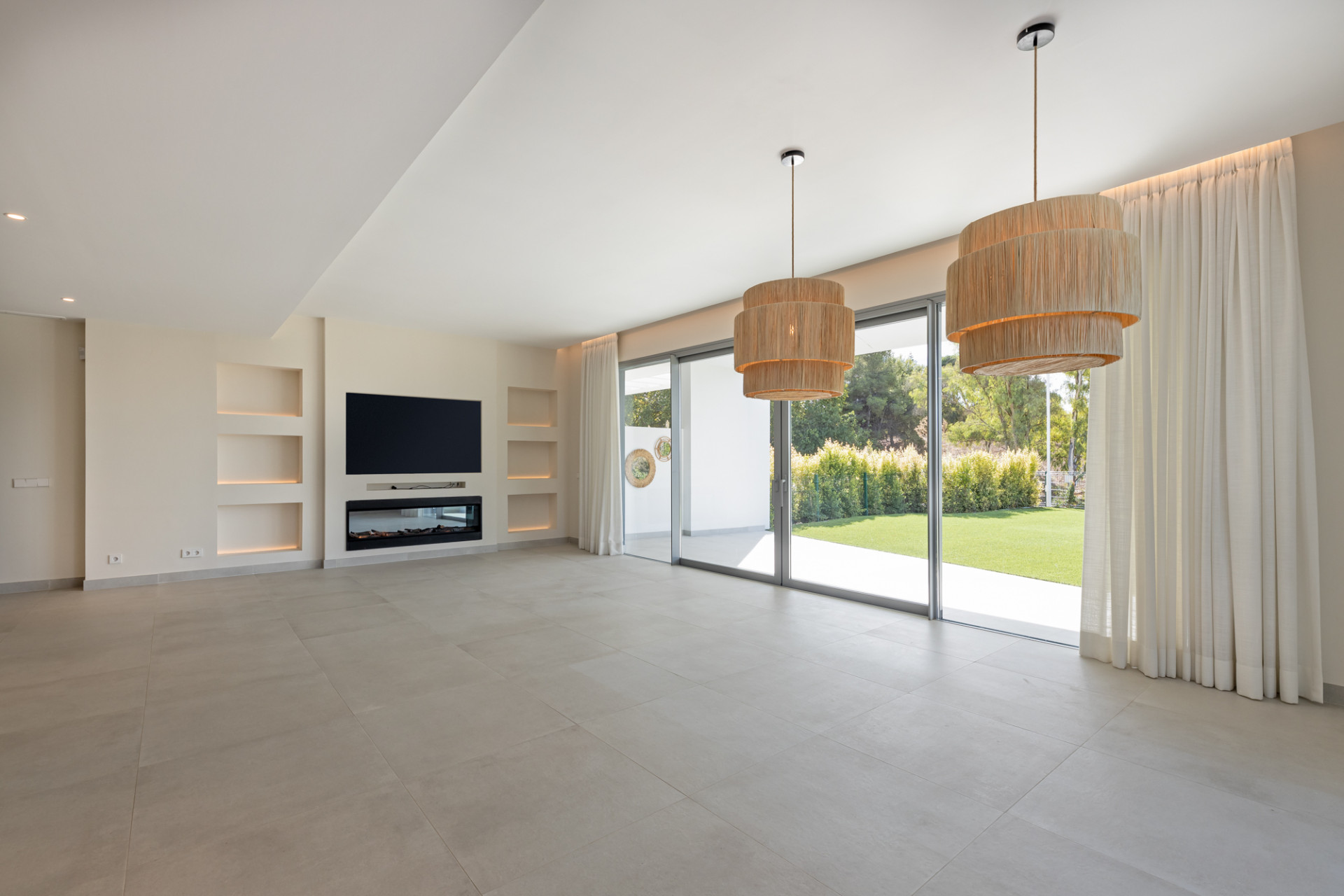 Image 2: Semi-detached House For sale, San Pedro de Alcántara, €1,195,000 [CP06015]