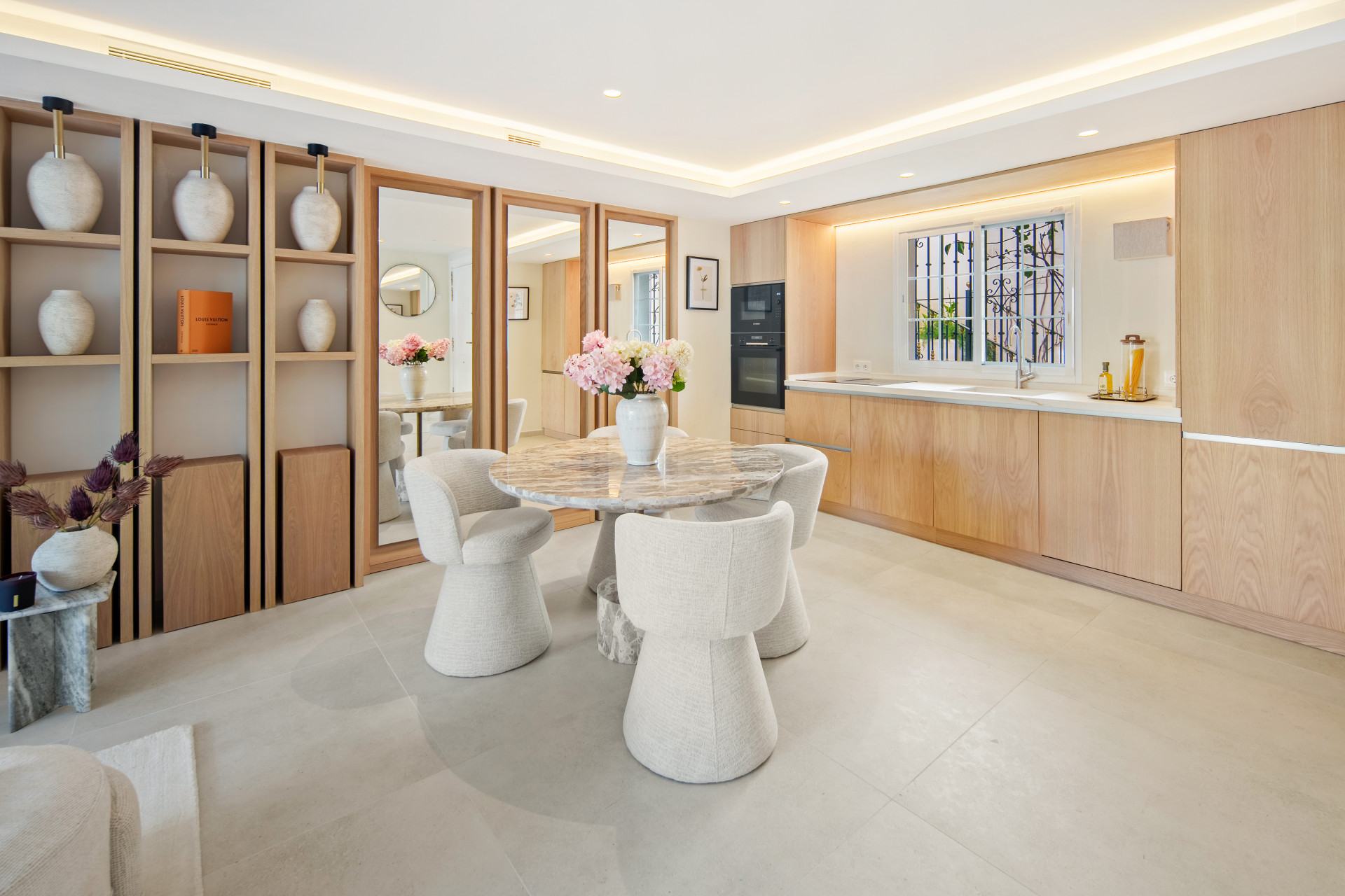 Image 4: Таунхаус For sale, The Golden Mile, €1,495,000 [CP06014]