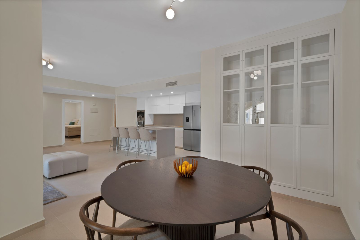 Image 5: квартира For sale, San Pedro de Alcántara, €695,000 [CP006414]