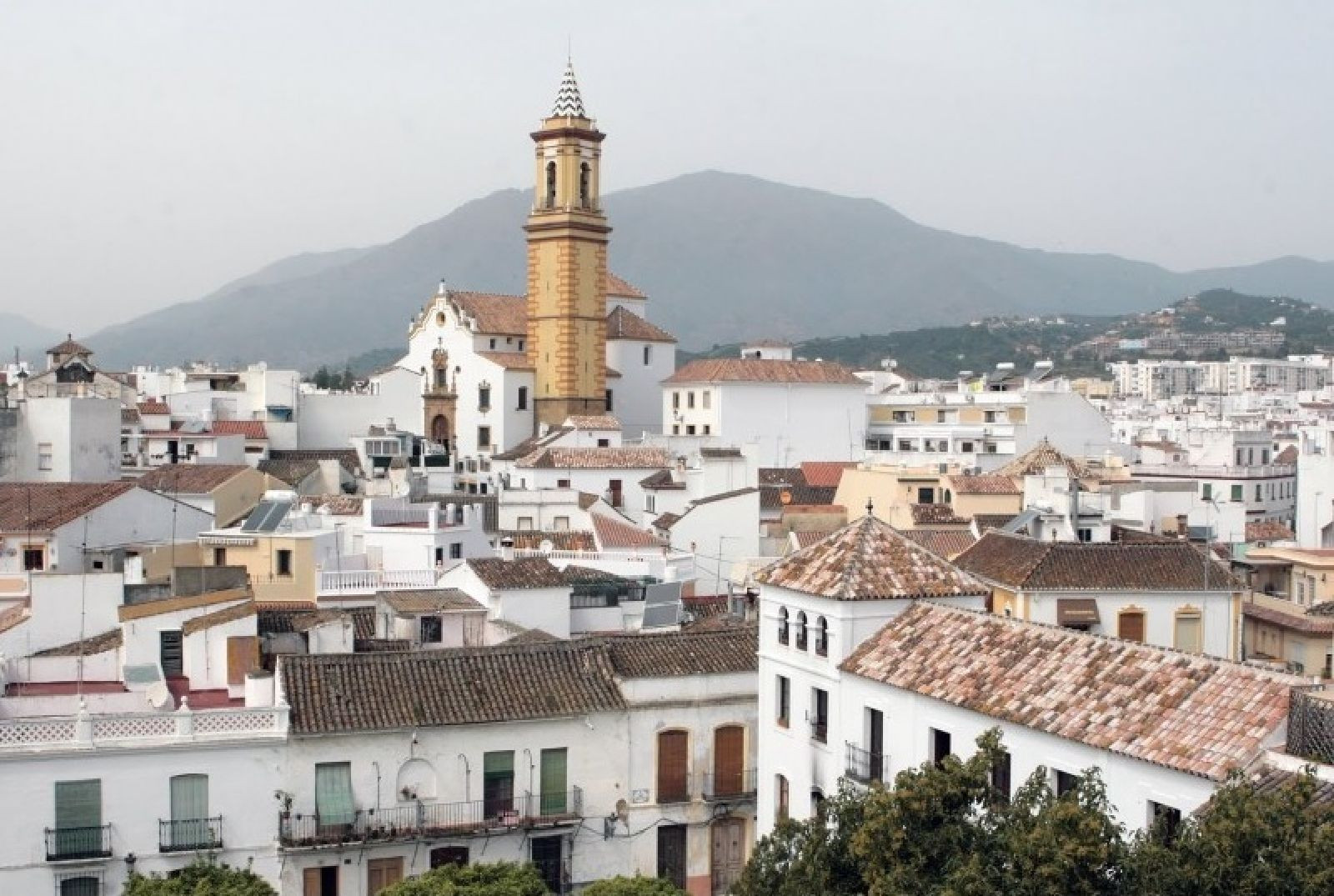 Exclusive 11-Bedroom Boutique Hotel in the Old Town of Estepona, just 2 minutes walking distance to the Beach.