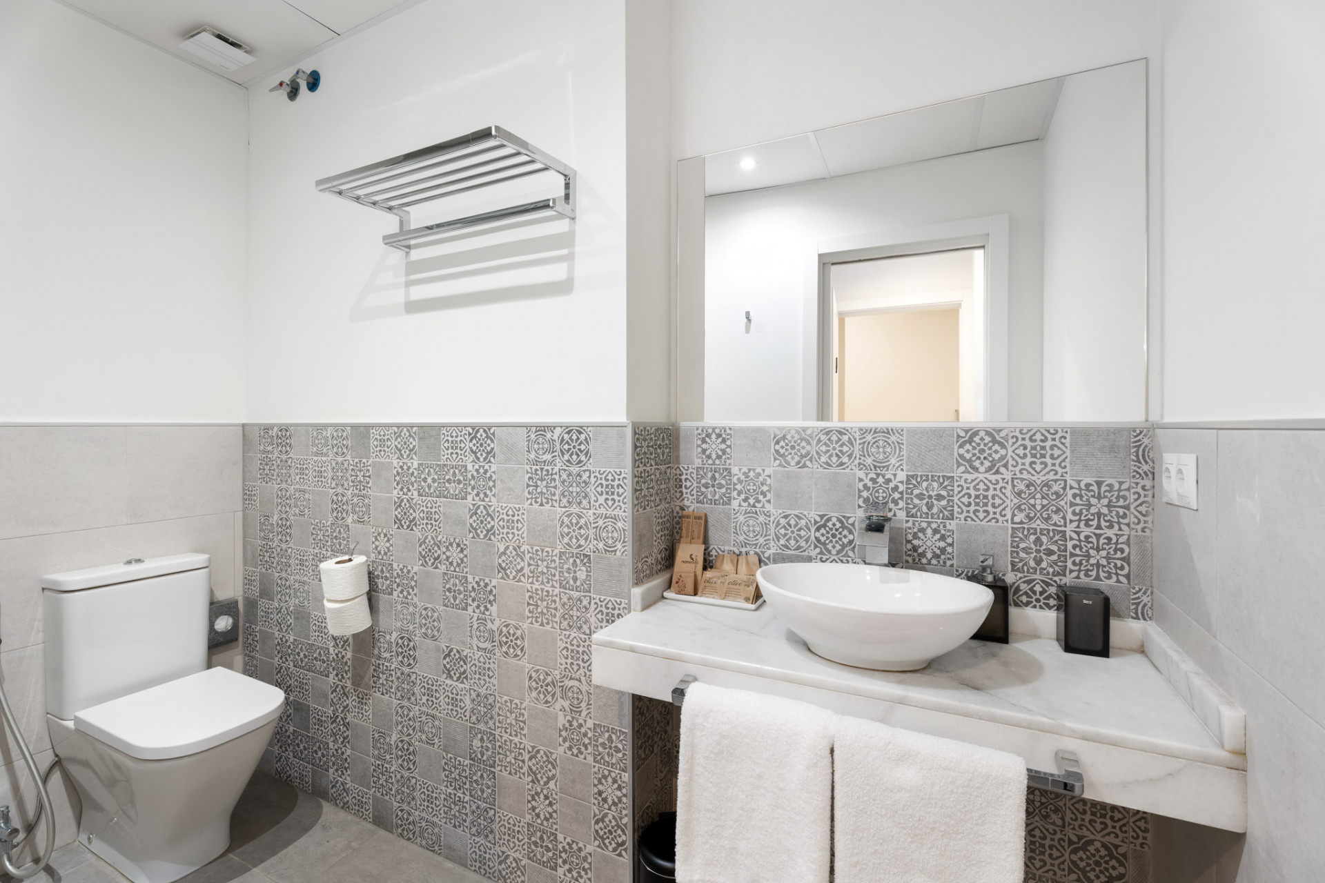 Exclusive 11-Bedroom Boutique Hotel in the Old Town of Estepona, just 2 minutes walking distance to the Beach.