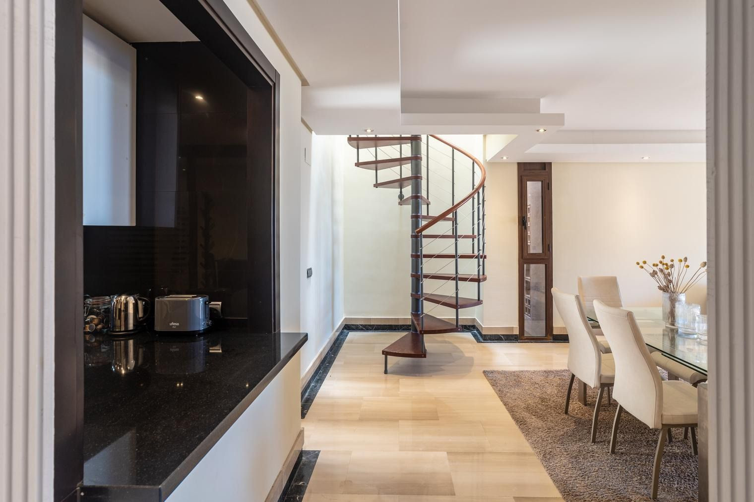 Luxuriöses Penthouse direkt am Strand in Bahia de la Plata, Estepona