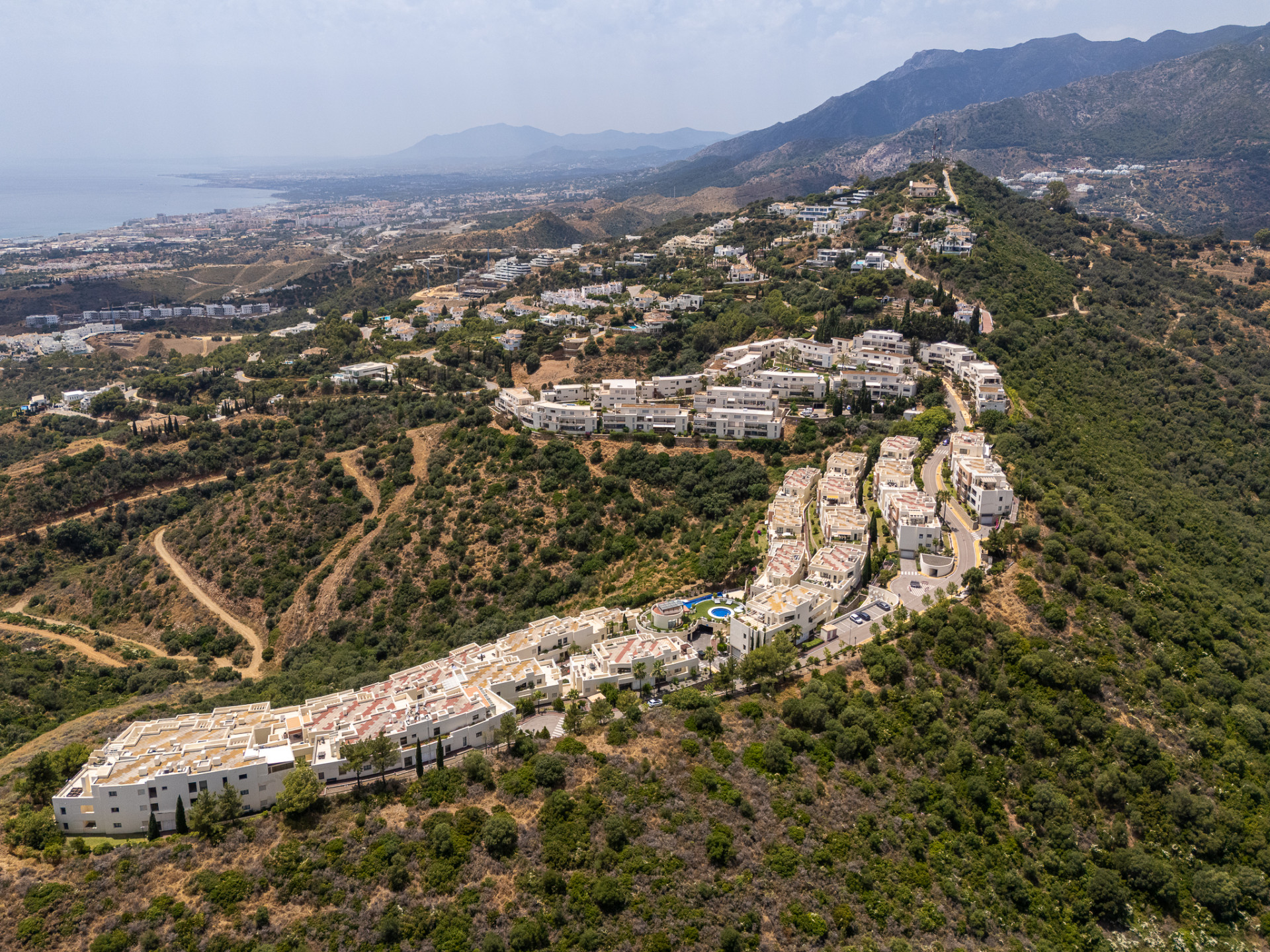 Atemberaubende Wohnung mit Panoramablick in Altos de Los Monteros