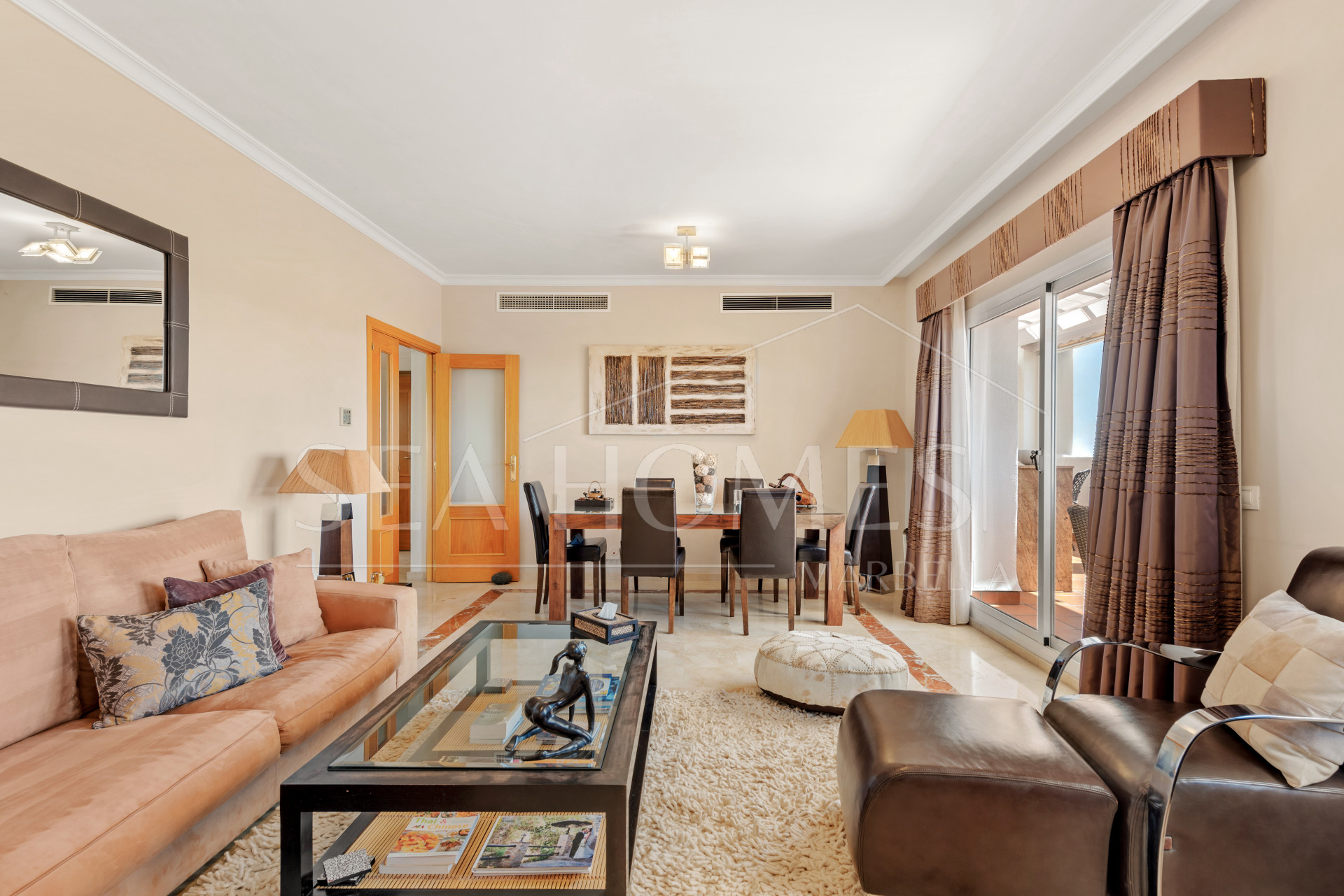 Beautiful 3 bedroom duplex penthouse with sea views for sale in Selwo, Estepona New Golden Mile
