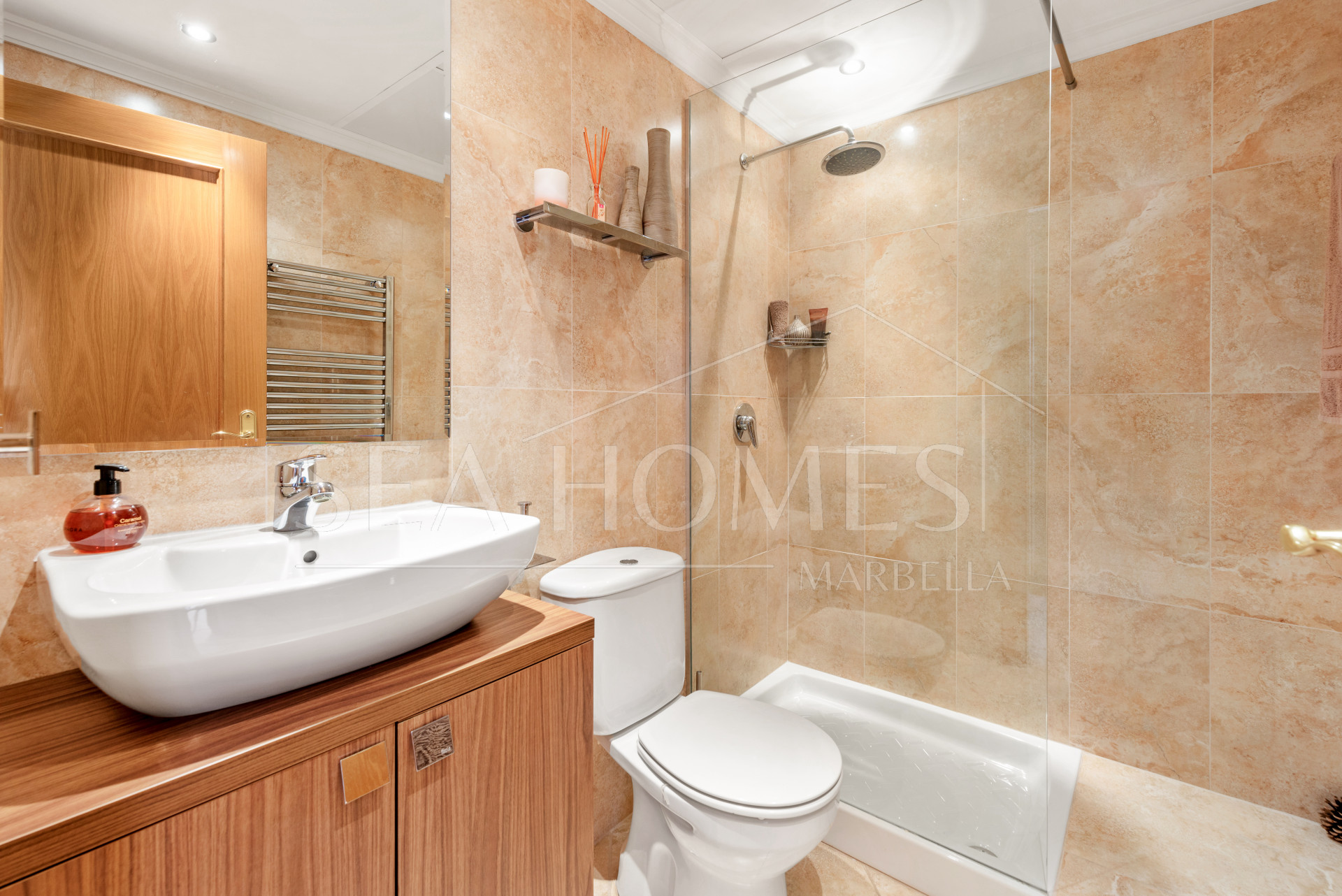 Beautiful 3 bedroom duplex penthouse with sea views for sale in Selwo, Estepona New Golden Mile