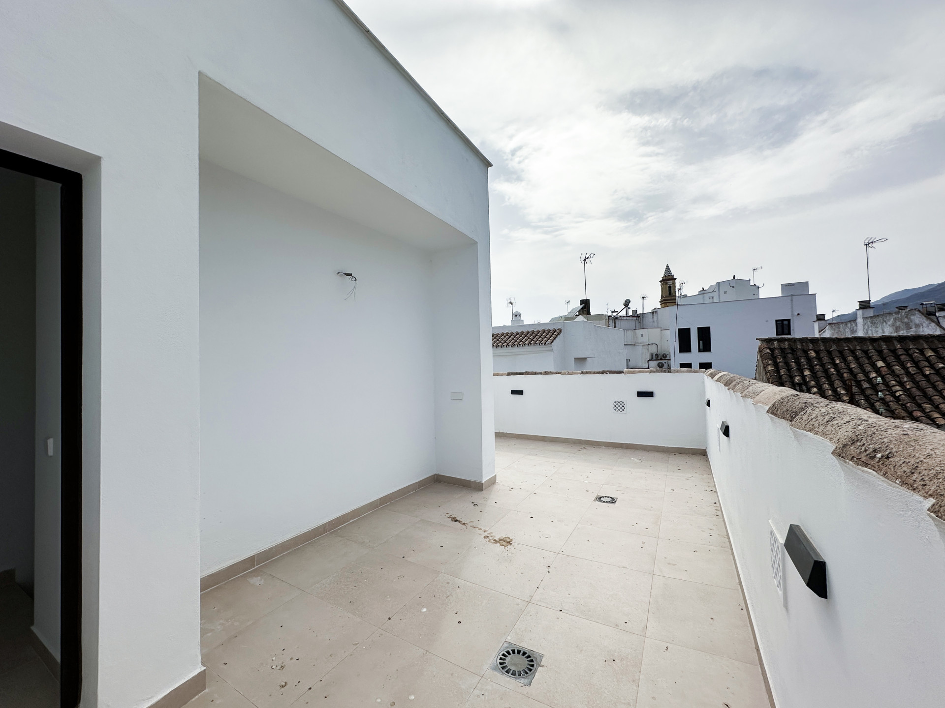 Image 10: Adosada For sale, Estepona, €695,000 [HFMn505268]