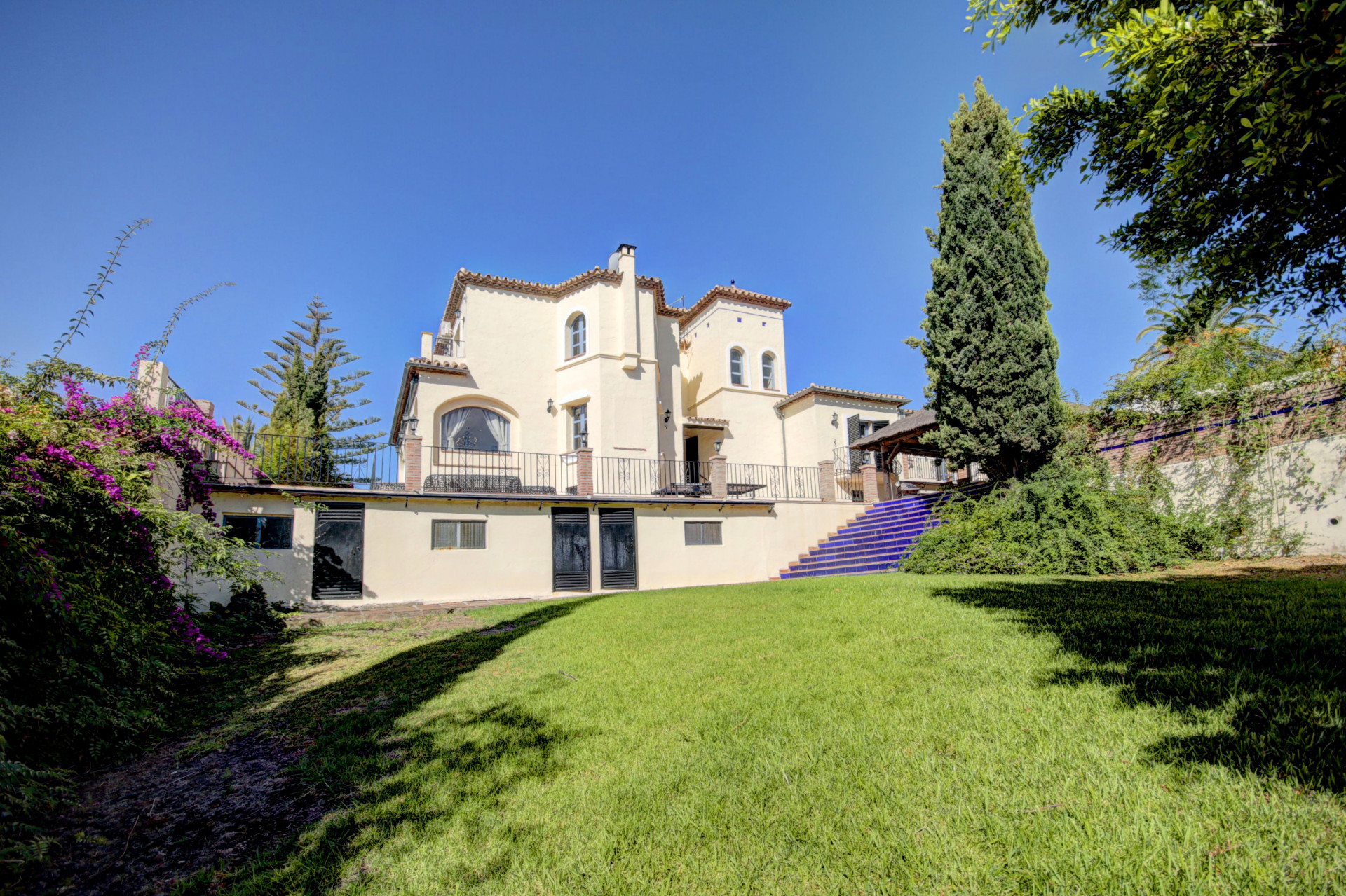 property_image