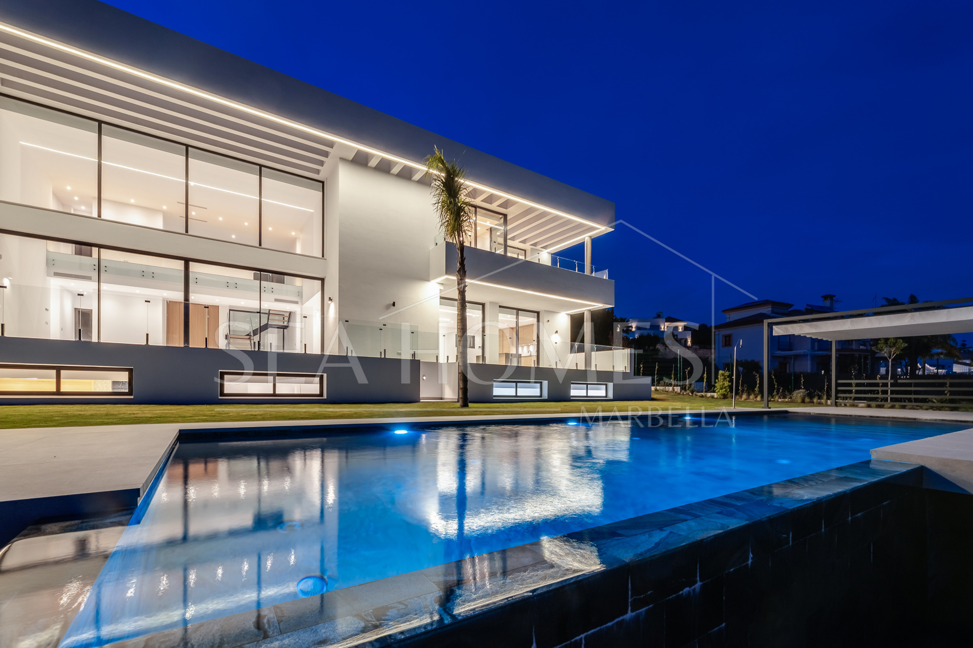 Villa Paradise in Paraiso Alto, Benahavis