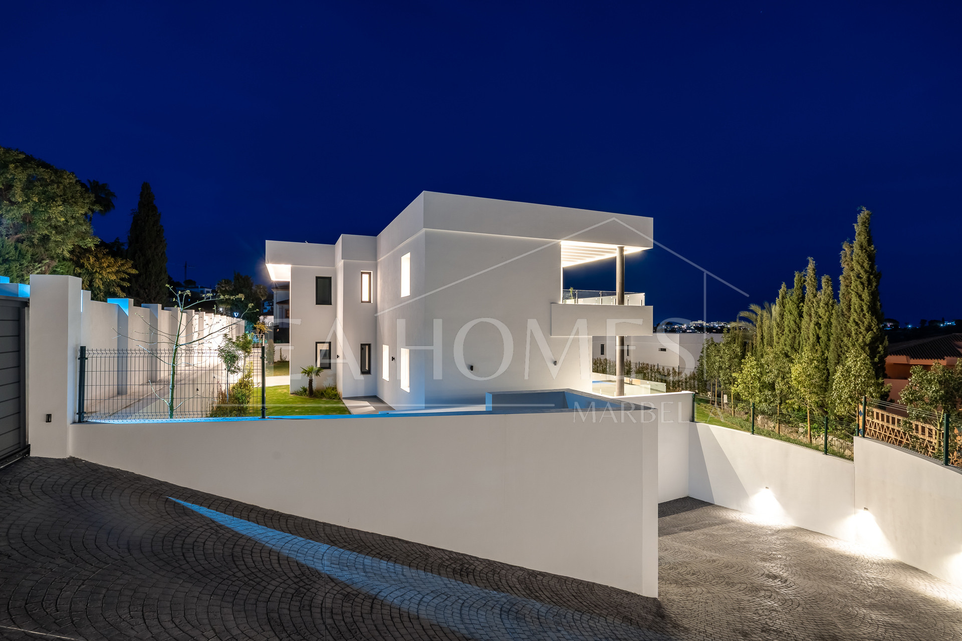 Villa Paradise in Paraiso Alto, Benahavis