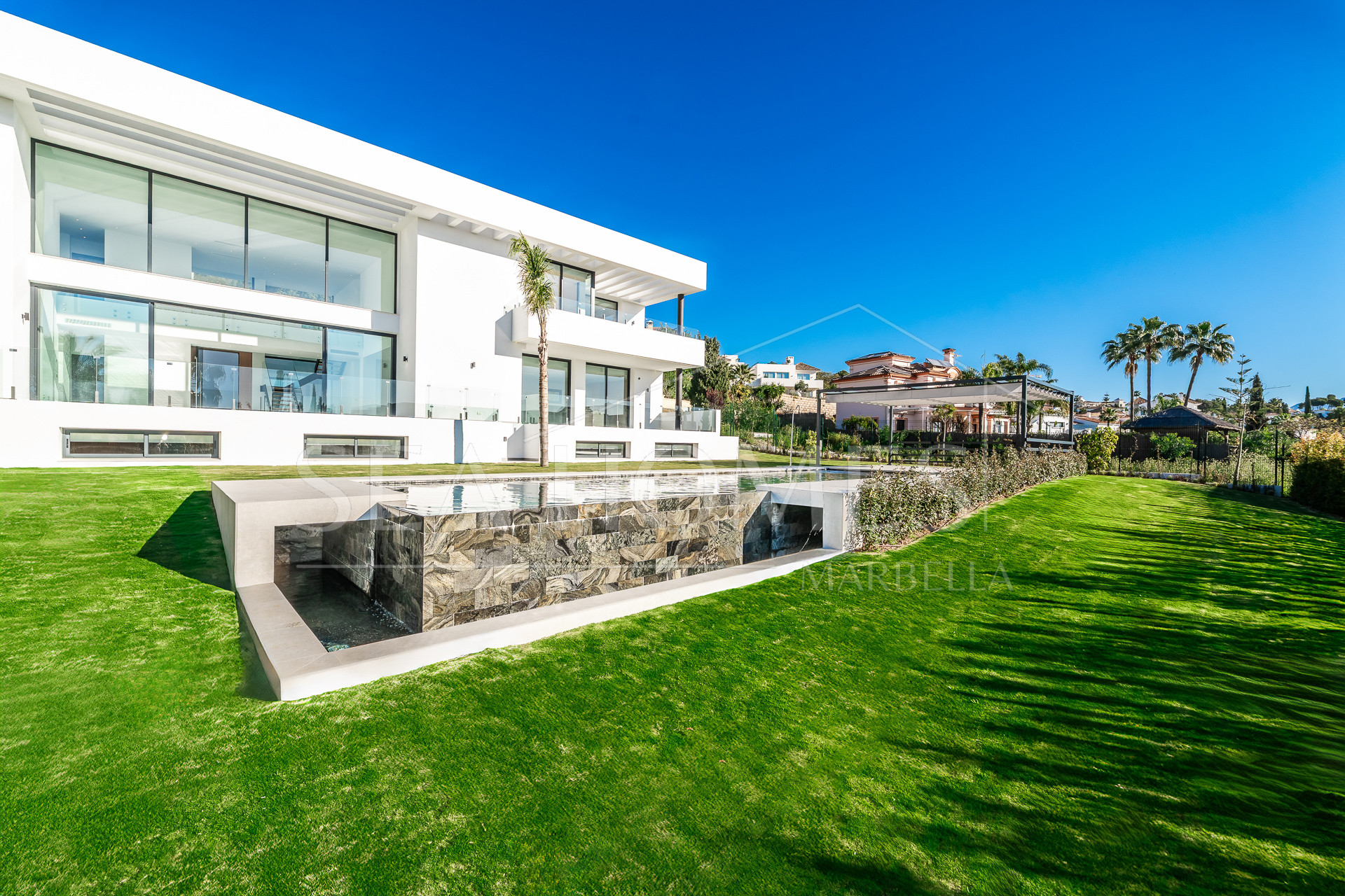 Villa Paradise in Paraiso Alto, Benahavis