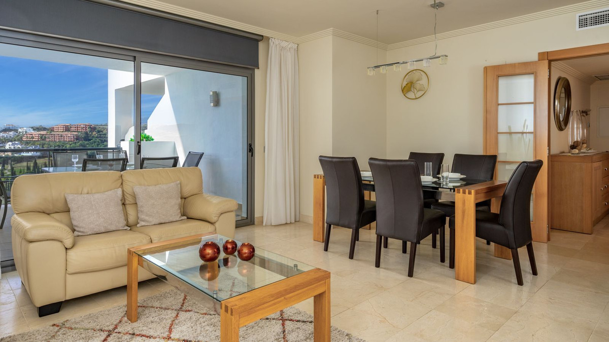 Apartamento en venta en Benahavis, Costa del Sol