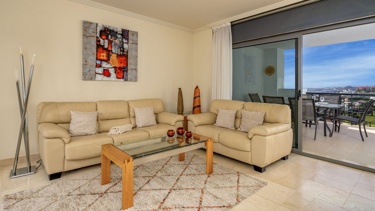 Apartamento en venta en Benahavis, Costa del Sol