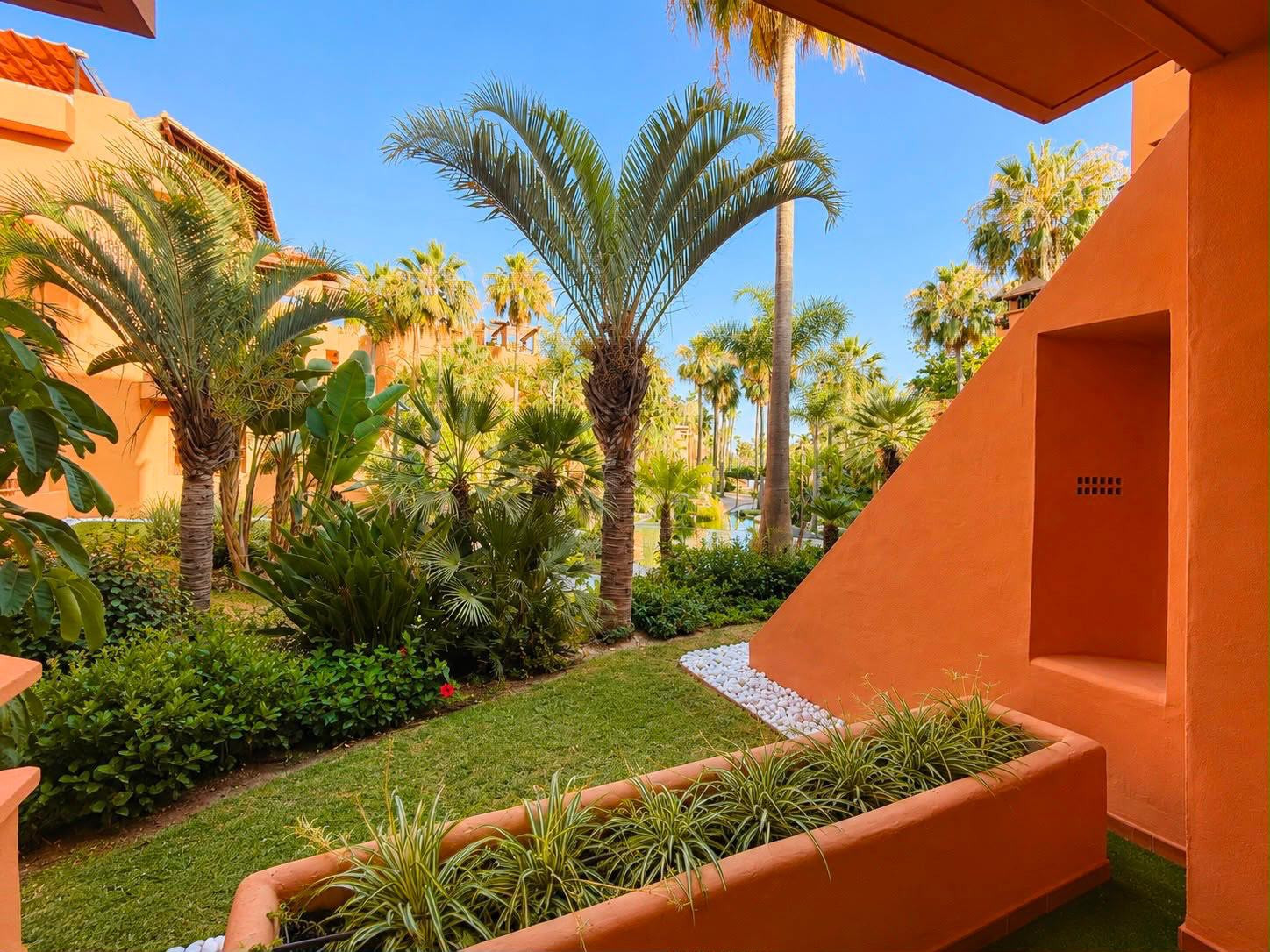 Ground Floor Apartment in Bahia Alcantara — photo 9