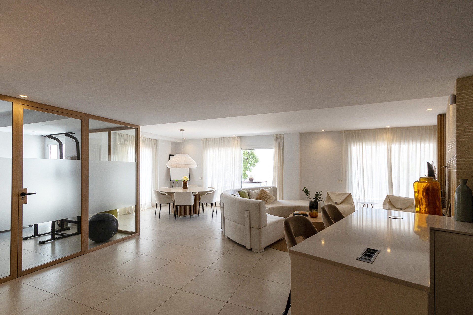 Duplex Penthouse in Elements — photo 2