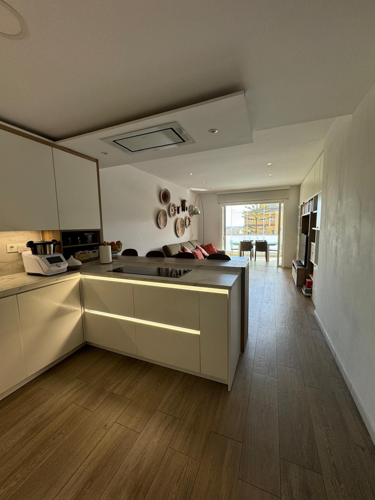 Apartment for sale in Marbella East