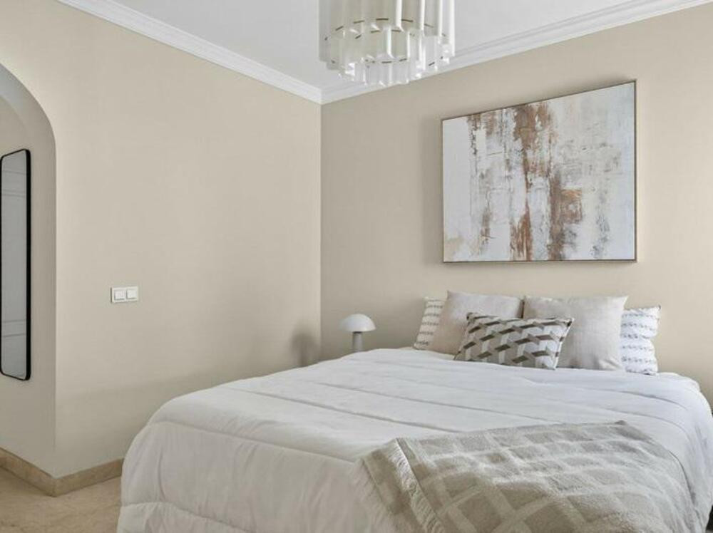 Sophisticated 4-Bedroom Apartment on Marbella’s Iconic Golden Mile