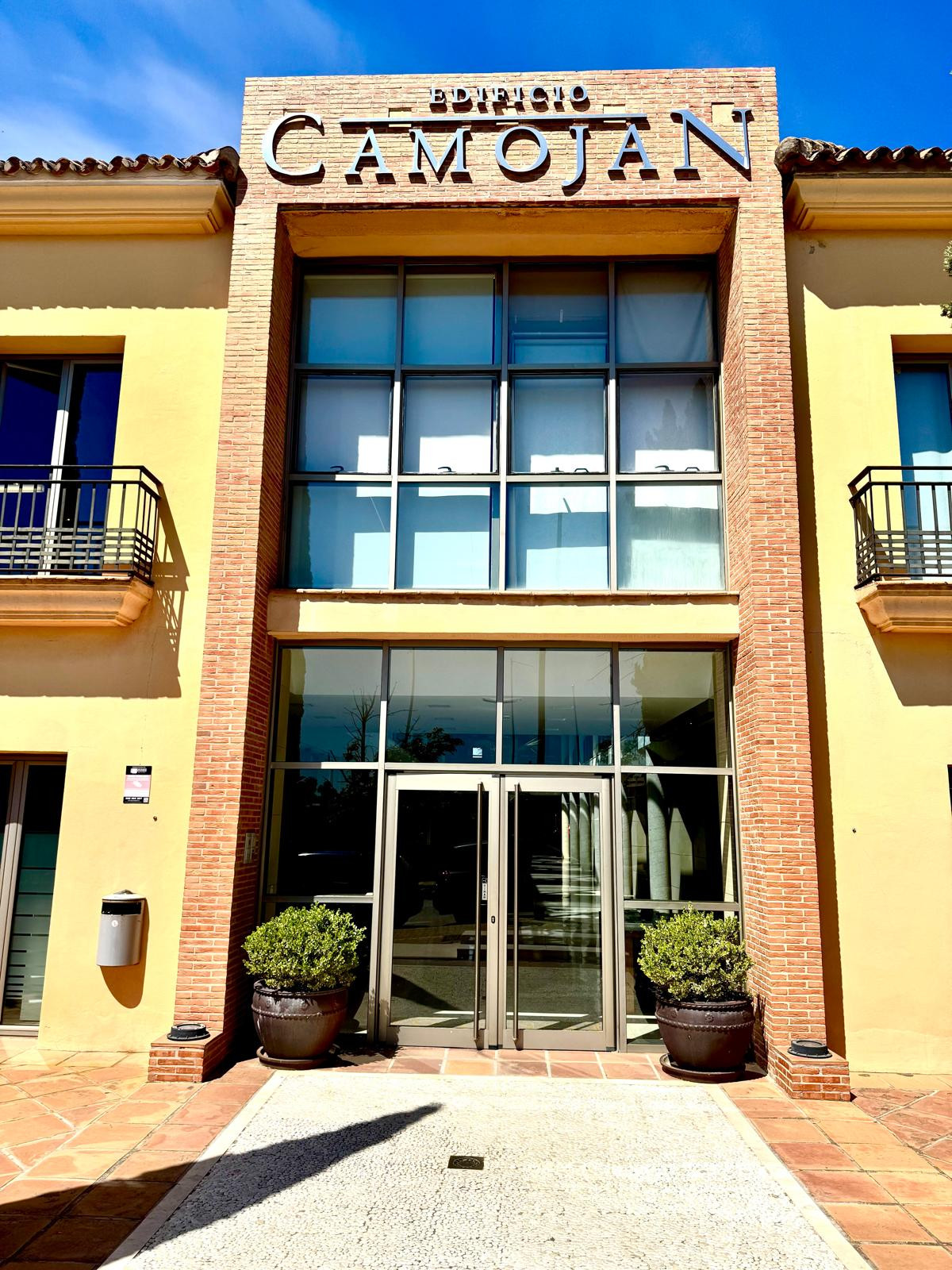 Gewerbefläche zum Verkauf in Marbella Golden Mile, Costa del Sol