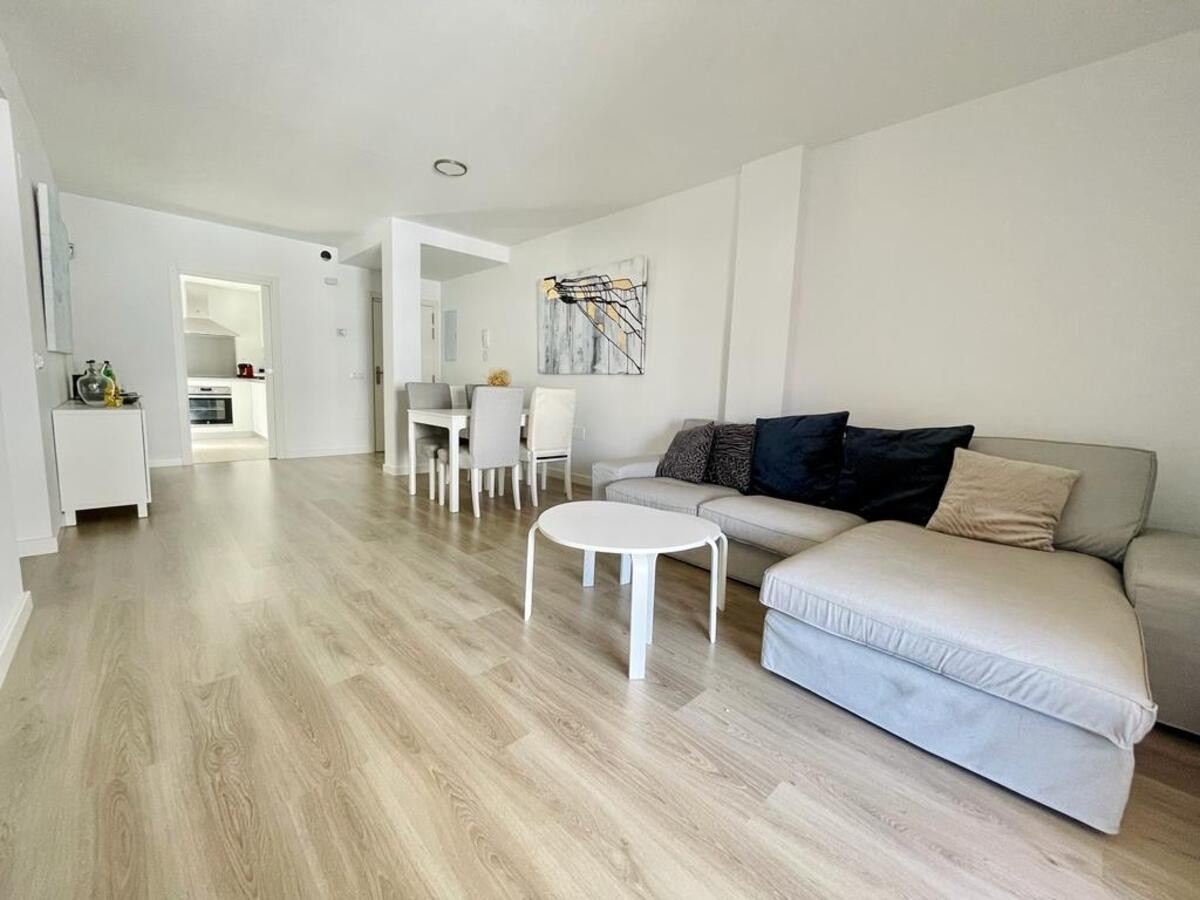 Apartamento en venta en Nueva Andalucia, Costa del Sol