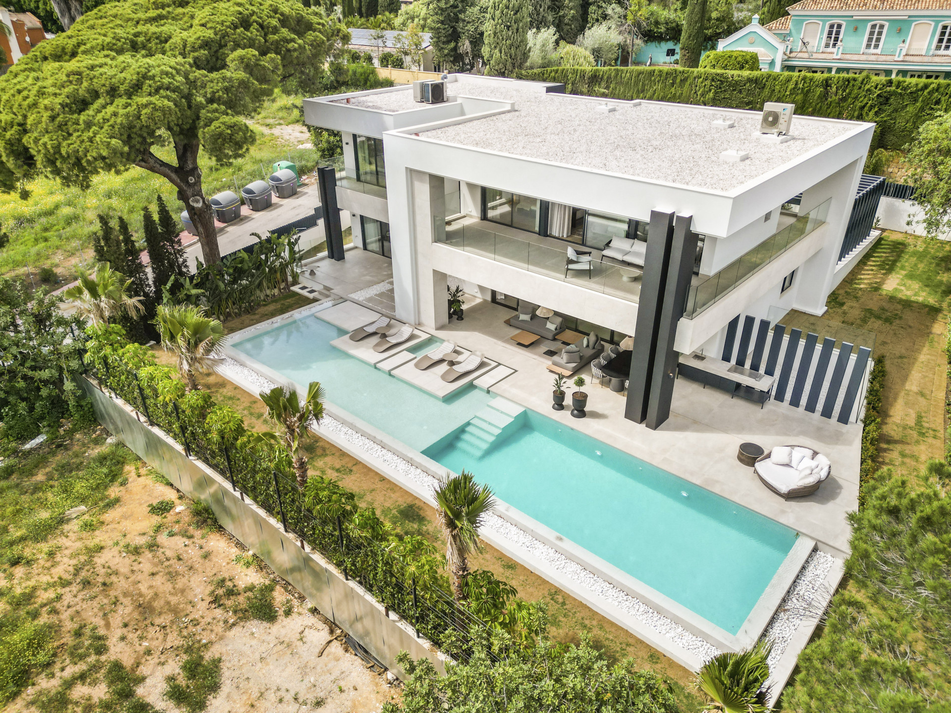 Brand new stunning villa in the heart of Golden Mile