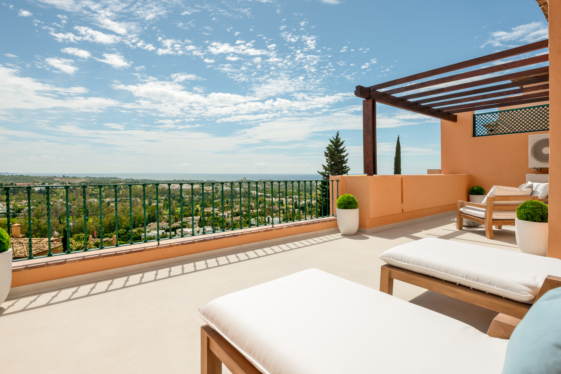 Penthouse Duplex Nueva Andalucia