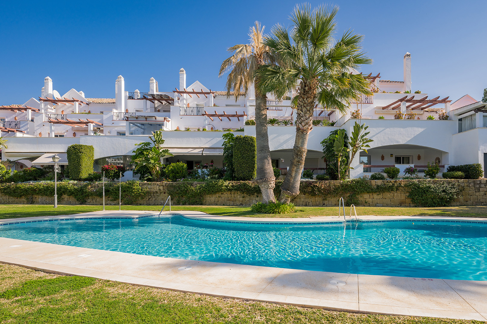 Nueva Andalucia refurbished two bed two bathroom apartment
