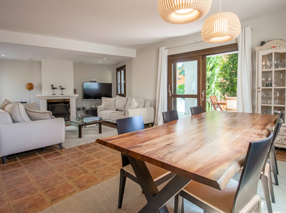 Three Bedroom semi-detached Estepona East