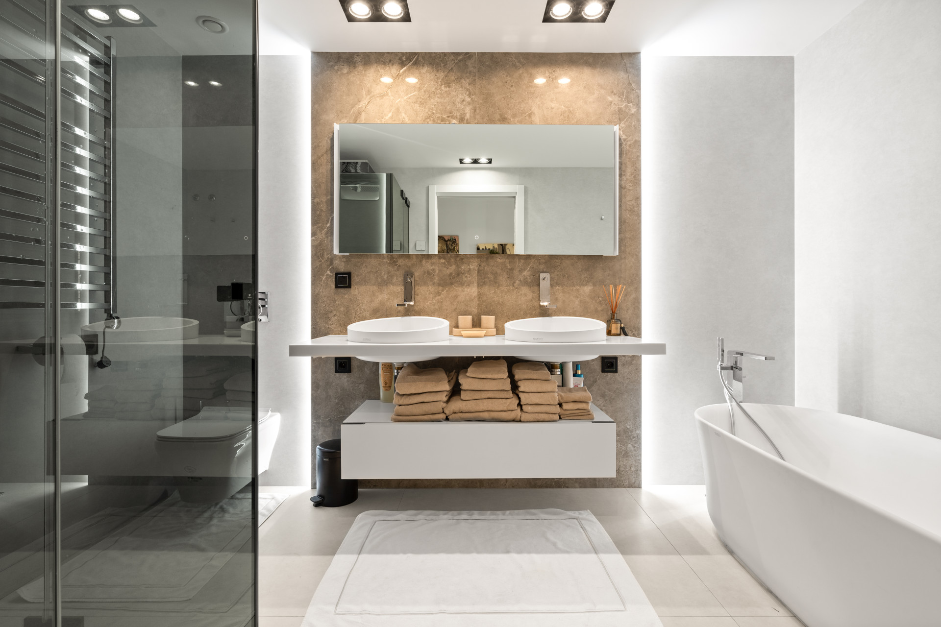 Image 16: Apartment For sale, Puerto Banús, €3,350,000 [HFMs640930]