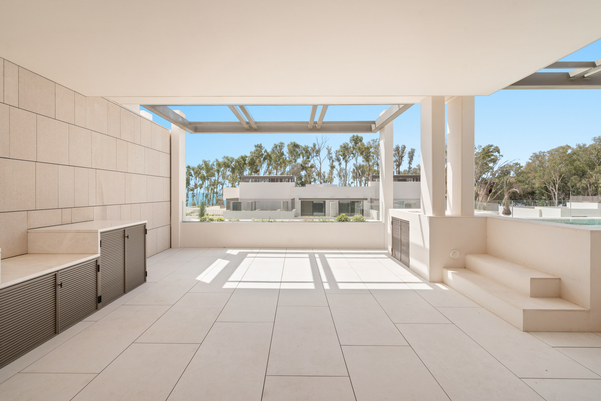 Luxurious 4-bed  Apartment in the Prestigious UNO Marbella — photo 6