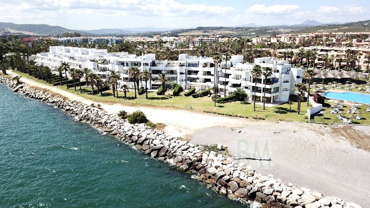 4 Schlafzimmer Duplex zu verkaufen Paseo del Río | Henger Immobilien