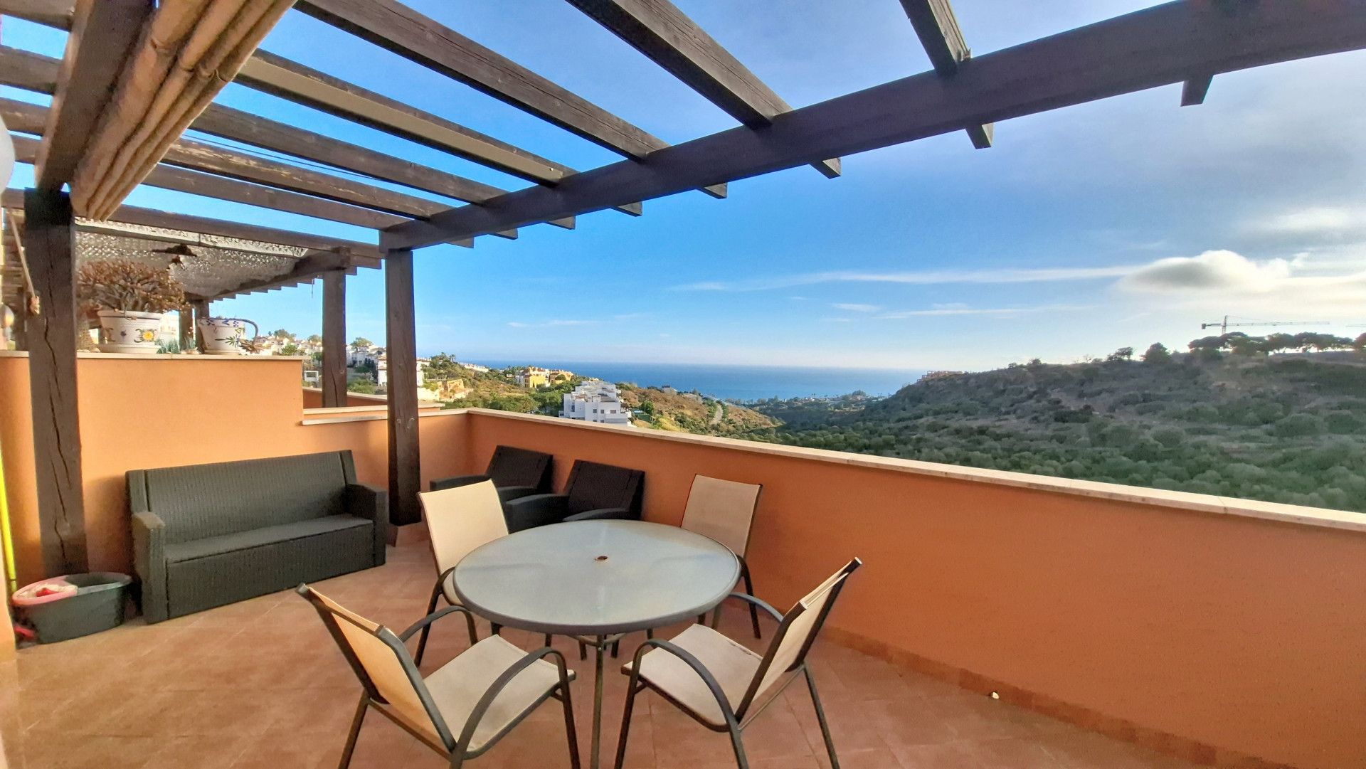 Exceptional 2-Bedroom Penthouse with Sea & Gibraltar Views near Sotogrande
