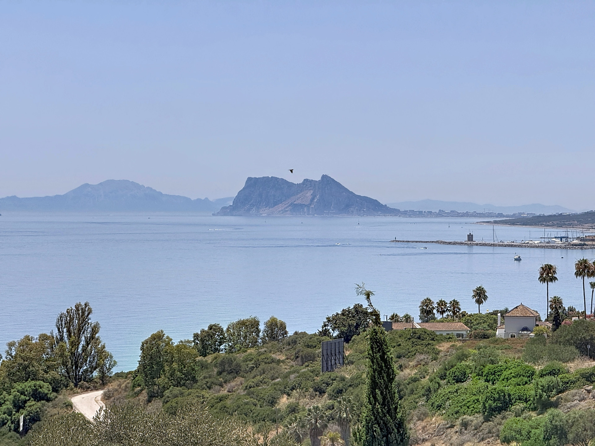 Groundfloor wtih Seaviews in Blue Heights — photo 5