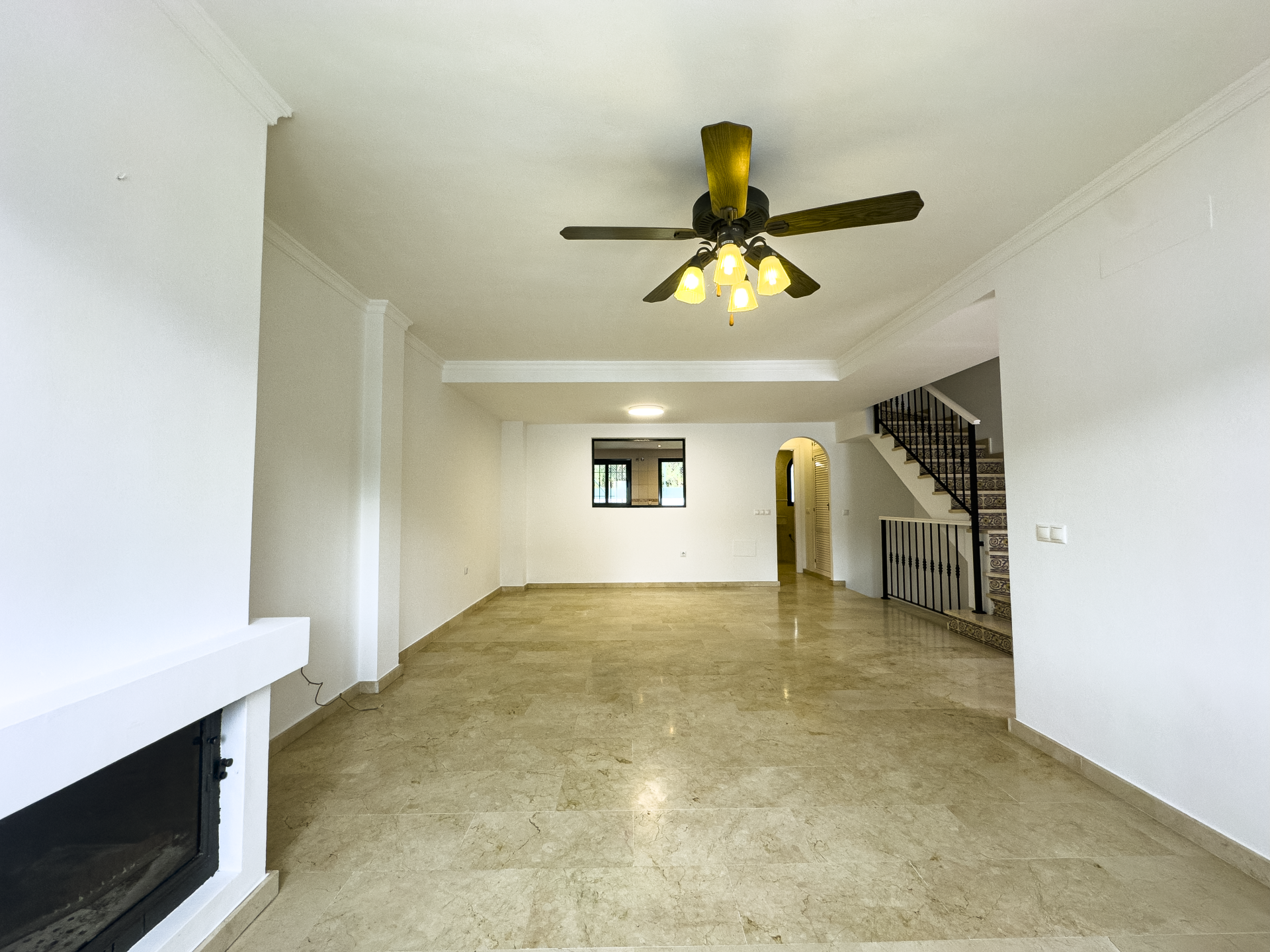 Image 9: Adosada For sale, Manilva, €560,000 [HFMs666568]